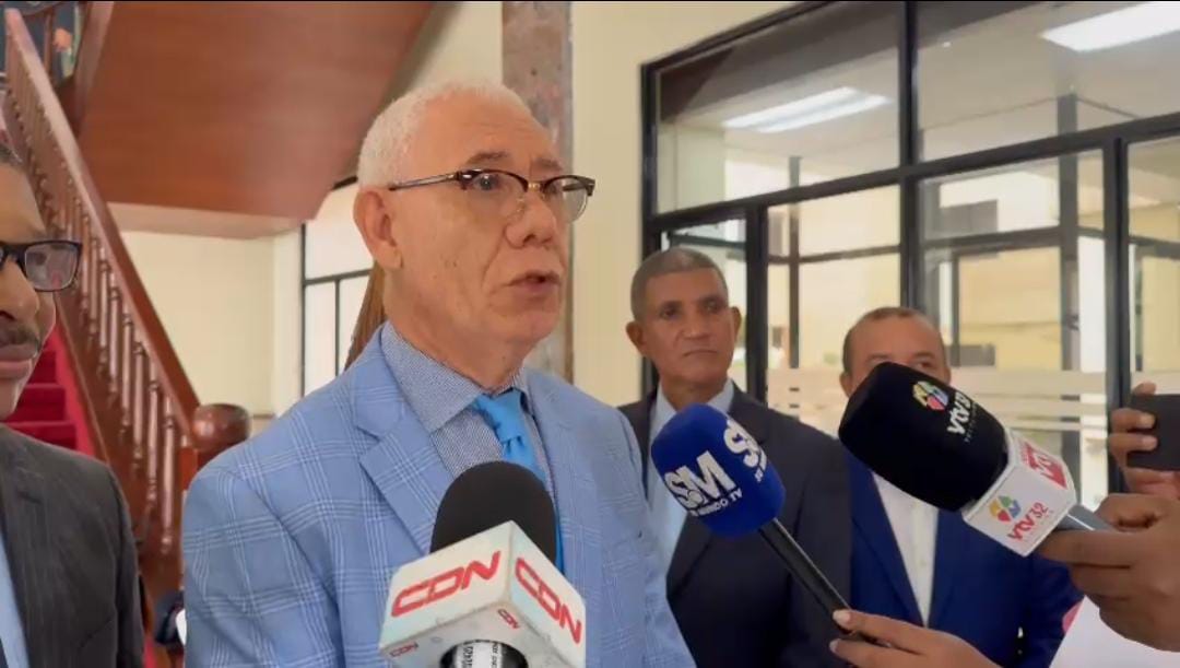 PLD propone establecer indexación salarial automática en reforma al Código de Trabajo