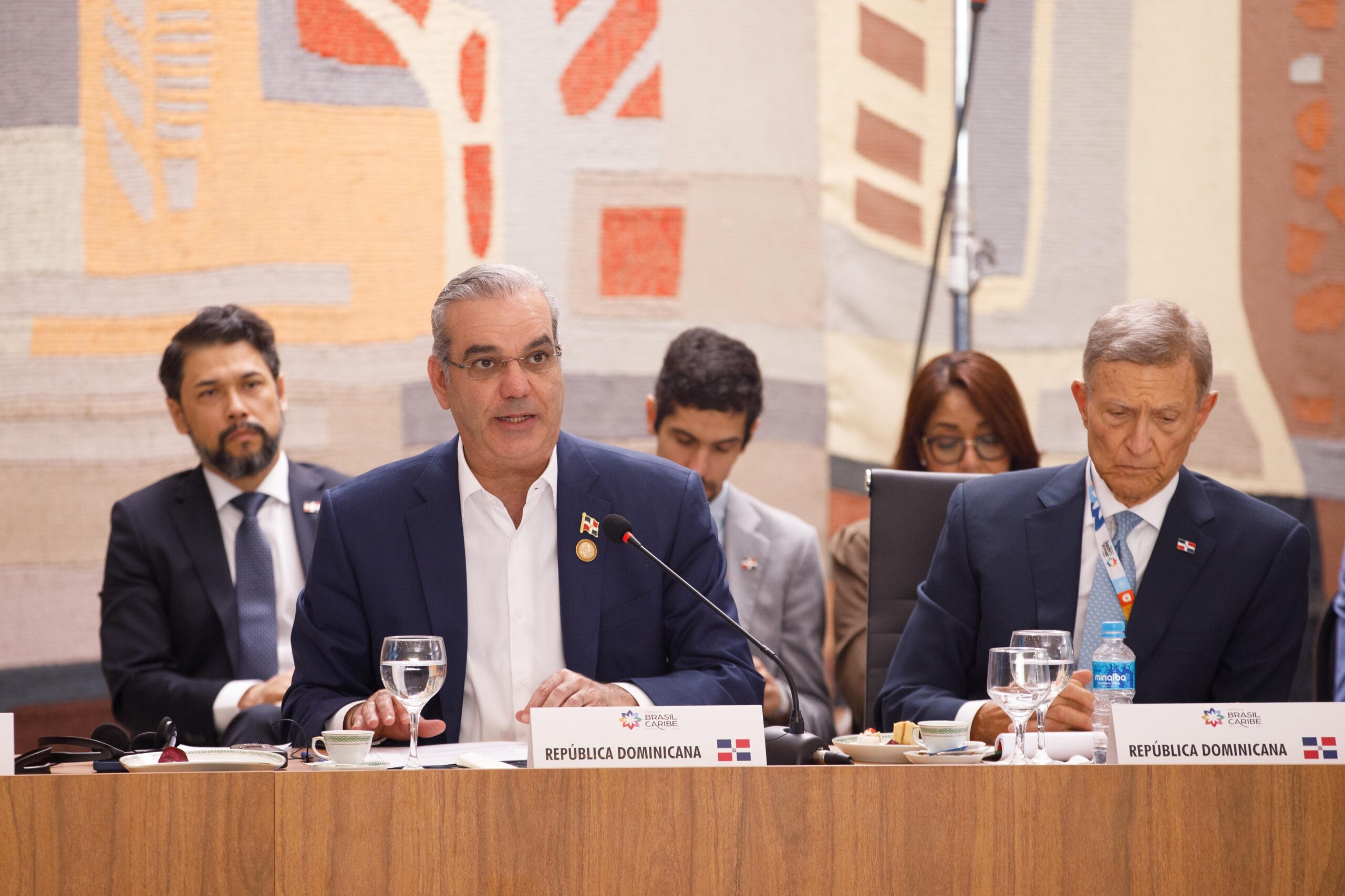 Abinader llama a un gran pacto climático hemisférico y apoya misión de paz en Haití