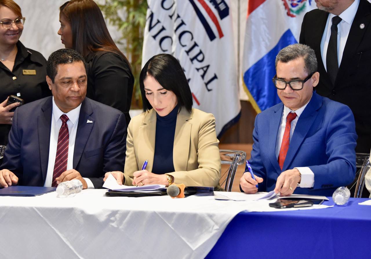 Firman acuerdo interinstitucional para fortalecer políticas municipales de lucha contra el trabajo infantil Firman acuerdo interinstitucional para fortalecer políticas municipales de lucha contra el trabajo infantil