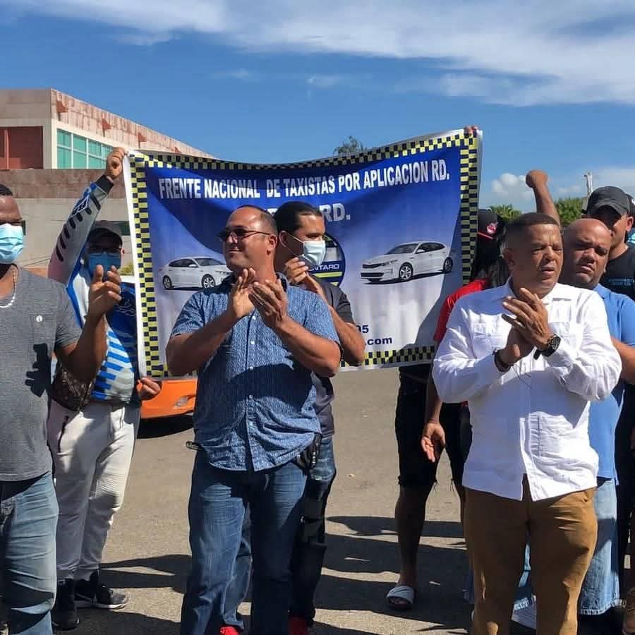 Frente Taxistas por Plataformas saluda iniciativa de Conatra para modificar Código Laboral y lograr mayor protección para sus afiliados Frente Taxistas por Plataformas saluda iniciativa de Conatra para modificar Código Laboral y lograr mayor protección para sus afiliados