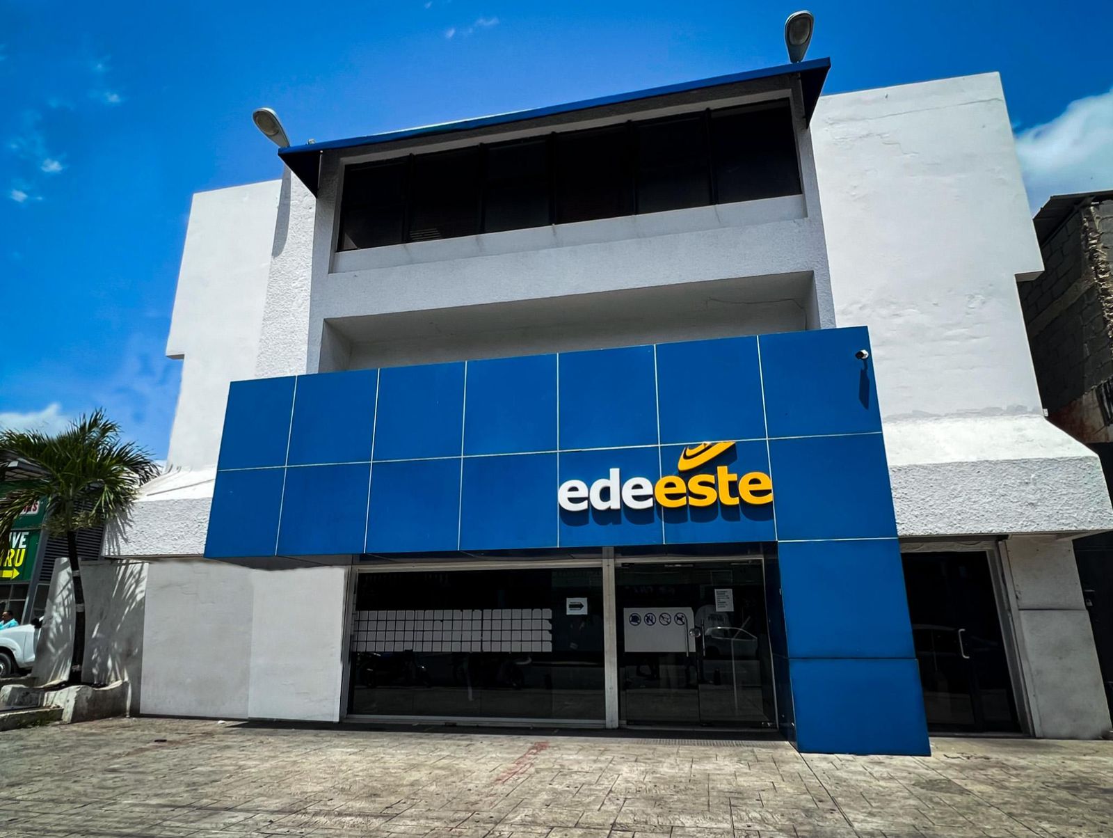 EDEESTE aclara no tiene deudas vencidas con empresa contratista SOLES