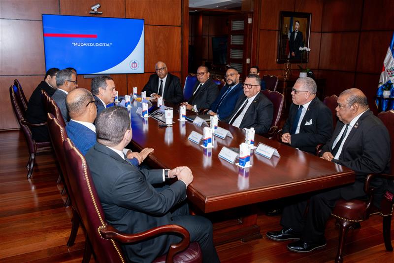 Consejo Nacional de Expresidentes del Colegio de Abogados valora transformación digital en el Poder Judicial Consejo Nacional de Expresidentes del Colegio de Abogados valora transformación digital en el Poder Judicial