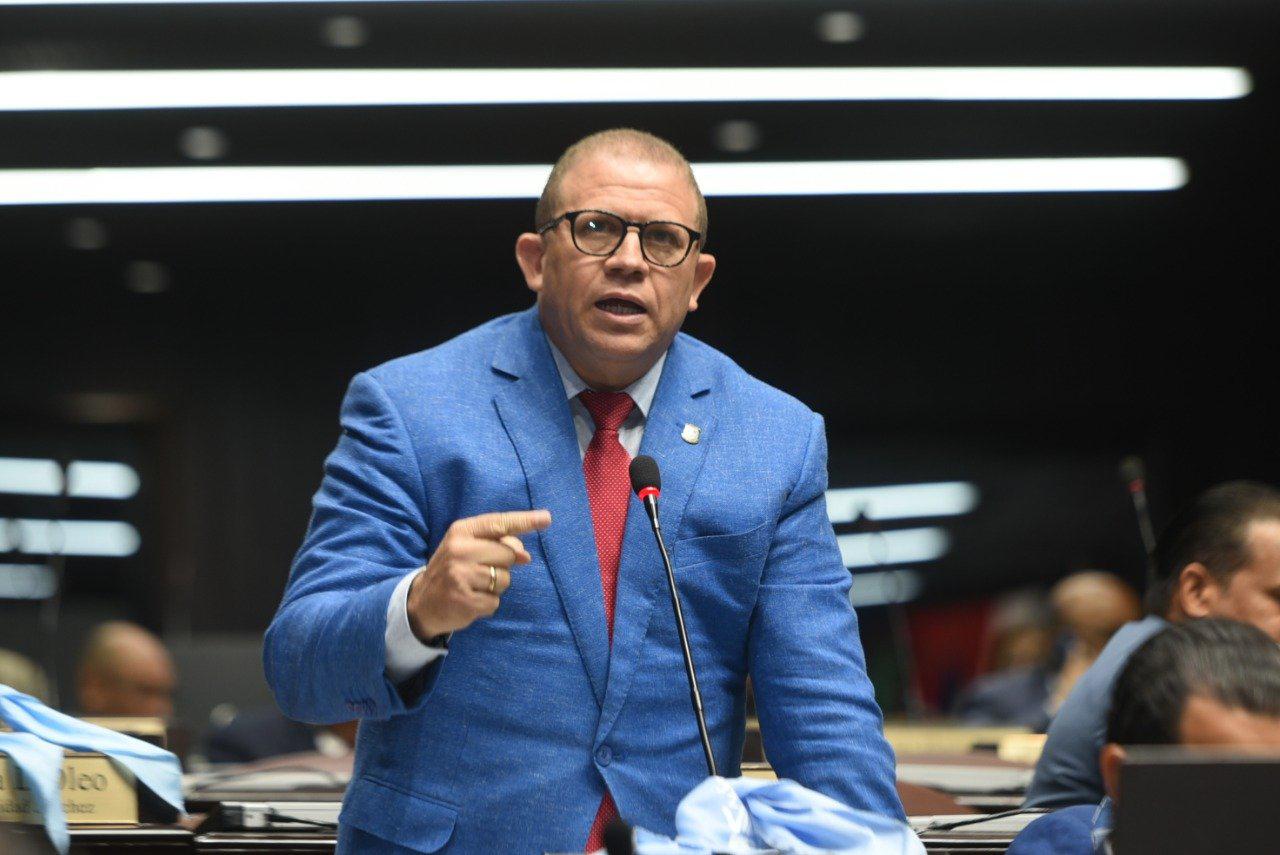 Diputado Rafael Castillo solicita al presidente Abinader promulgar el nuevo Código Penal