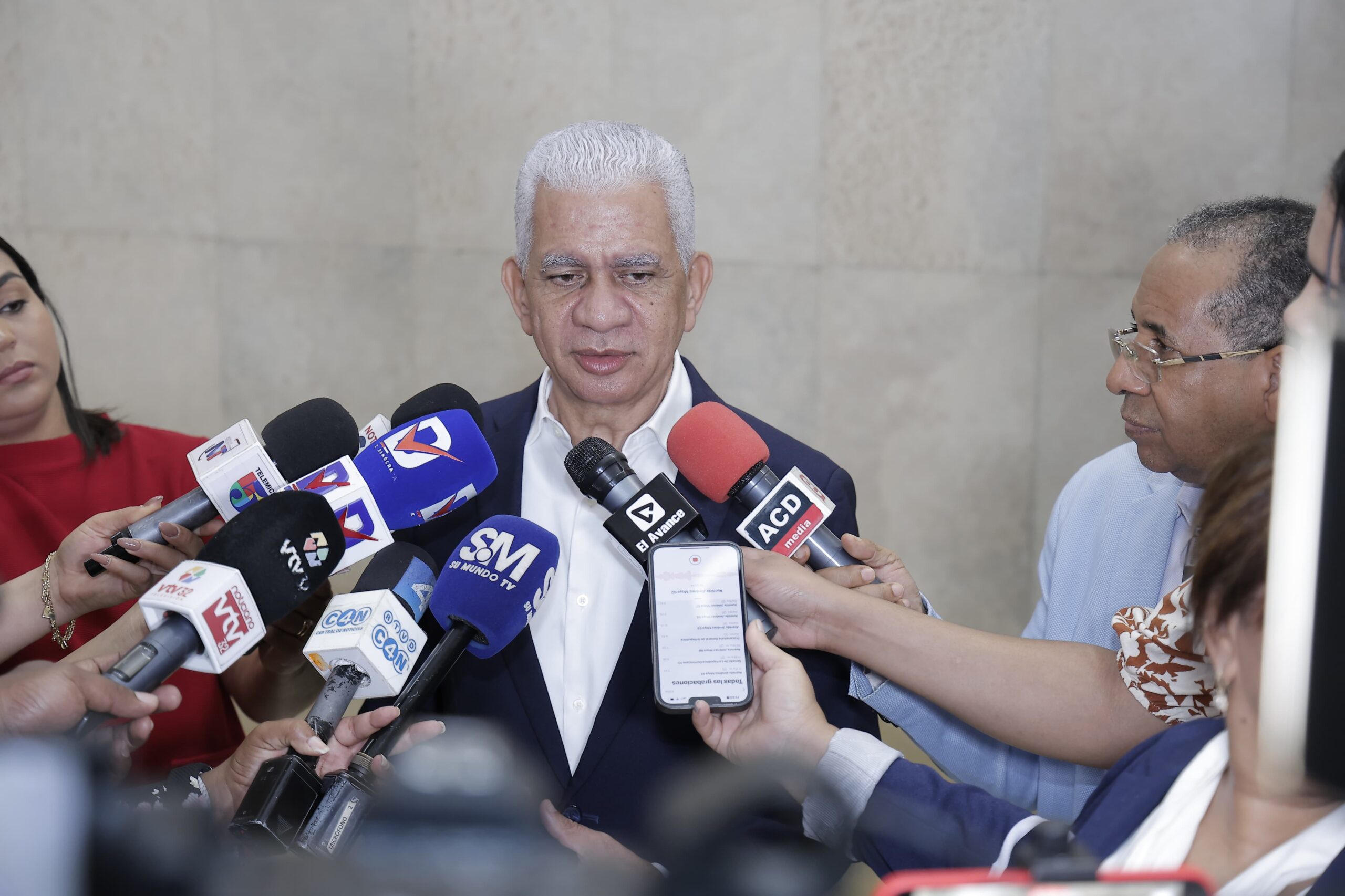 Presidente del Senado afirma se abocan a conocer una agenda priorizada que contempla importantes leyes a favor de la nación