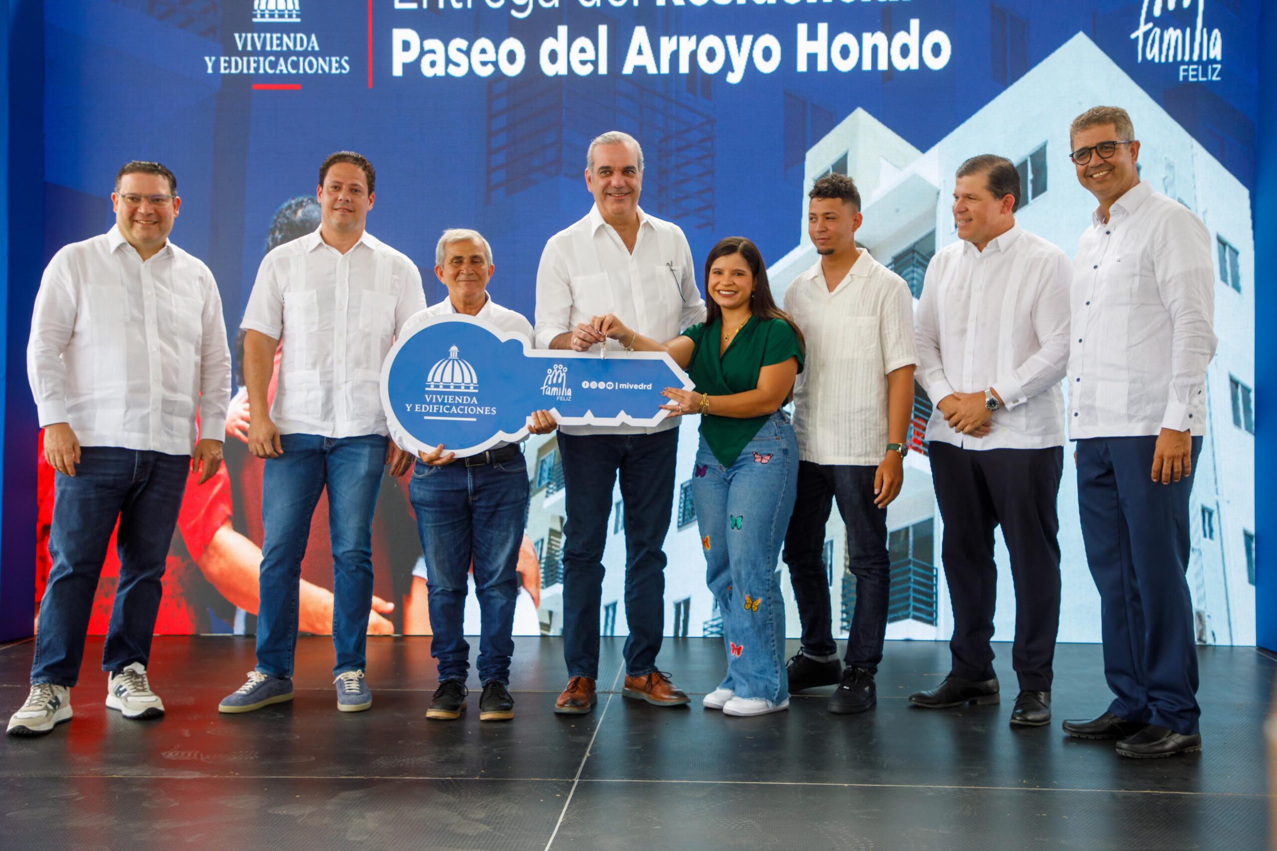 Abinader ha entregado más de 13 mil viviendas a familias necesitadas en cinco años; hoy entrega 46 más