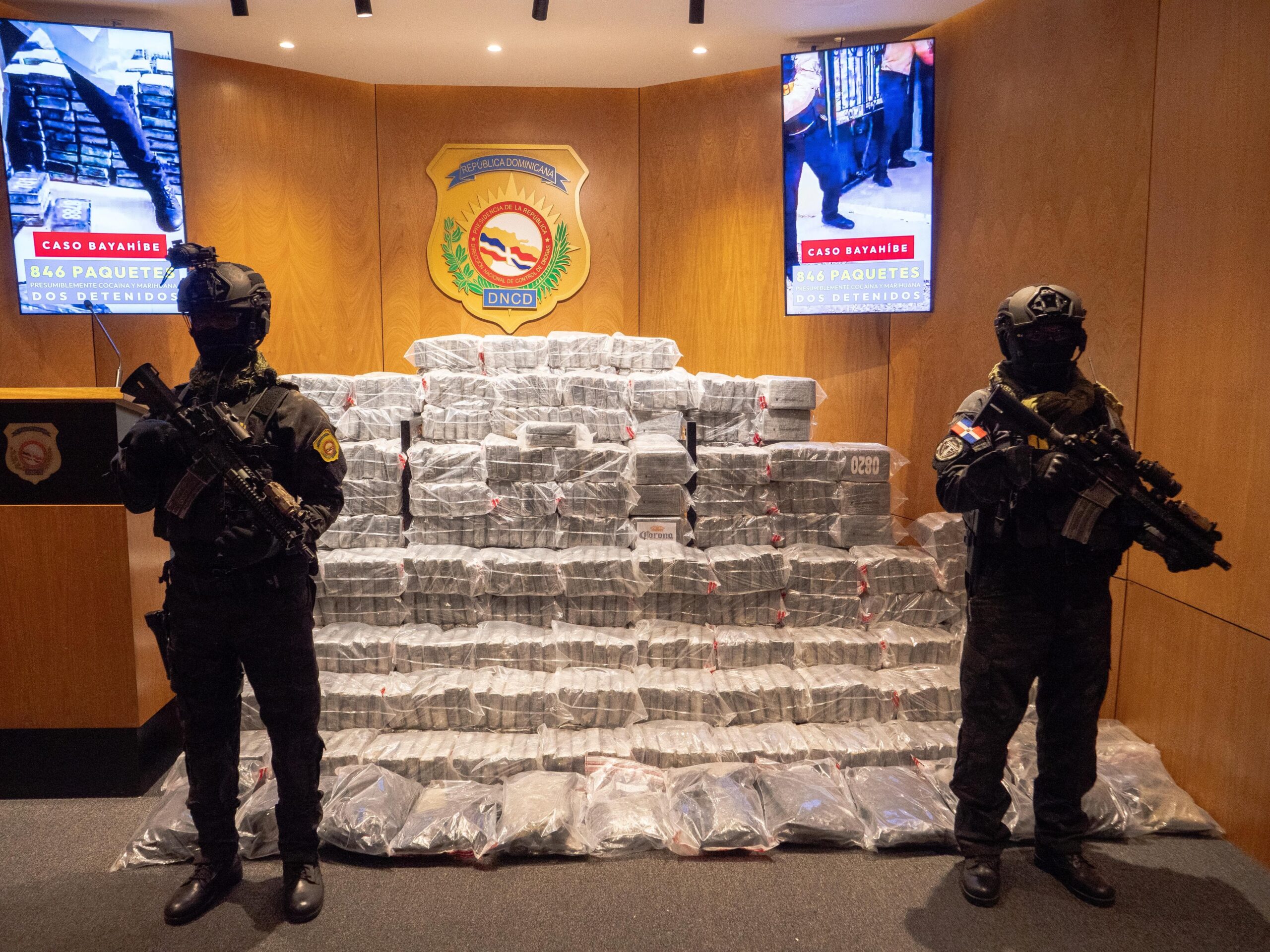 Incautan cargamento de 846 paquetes de presunta cocaína y marihuana en La Altagracia