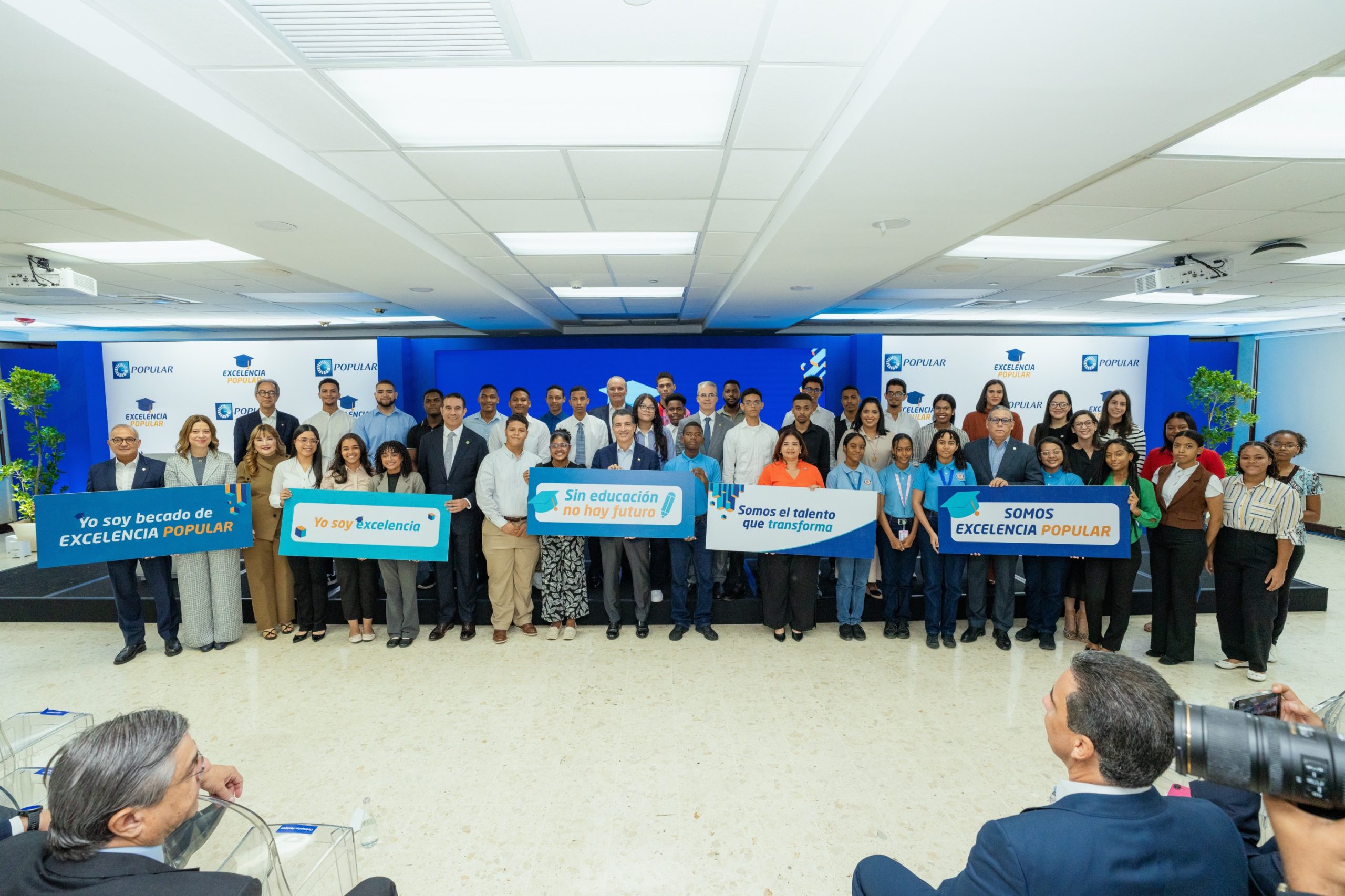 Banco Popular otorga 32 nuevas becas del programa Excelencia Popular Banco Popular otorga 32 nuevas becas del programa Excelencia Popular