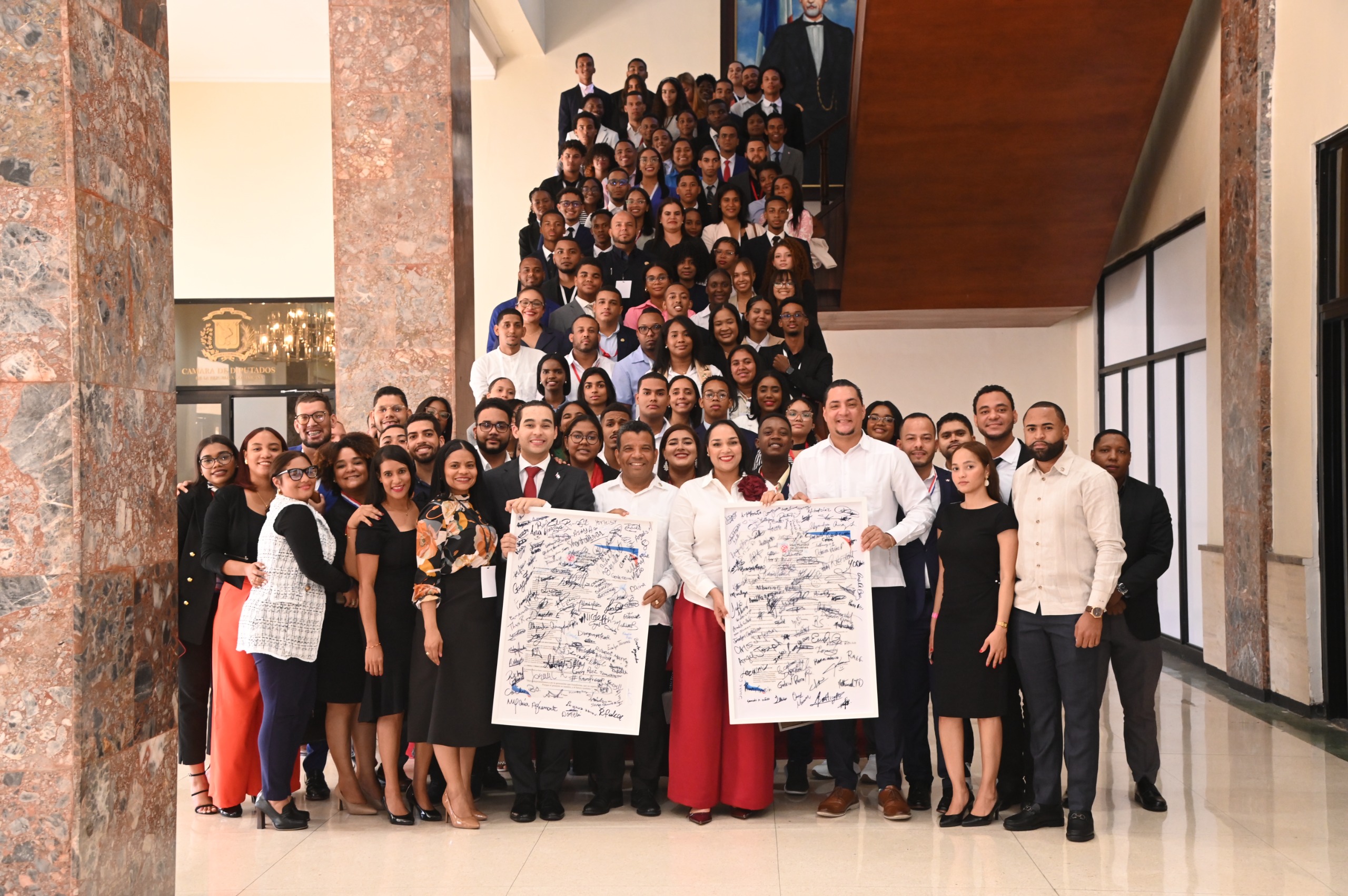 Con firma del Pacto de Juventud clausuran Primer Encuentro Nacional de la Red Mundial de Jóvenes Políticos Capítulo RD