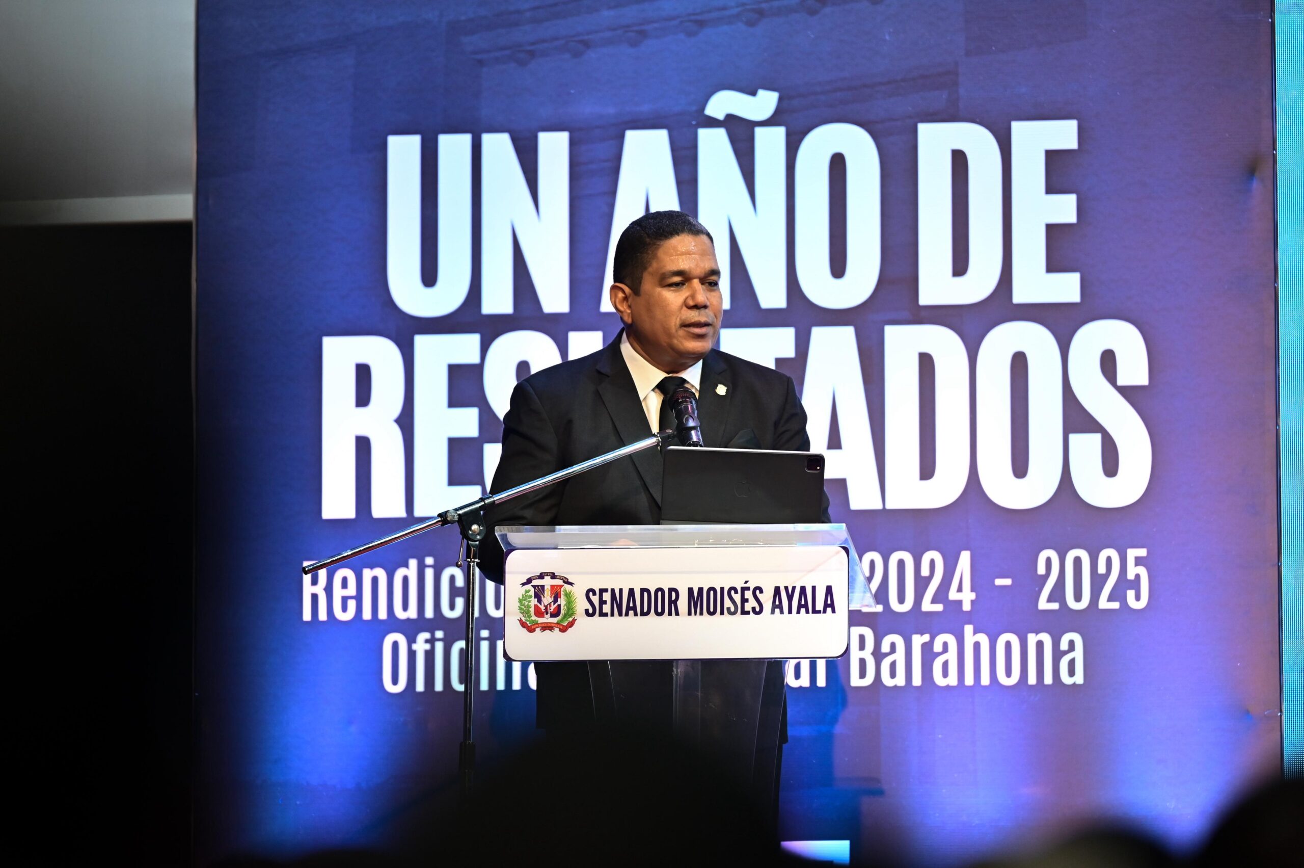 Senador Moisés Ayala rinde cuentas de su primer año de gestión 2024-2025