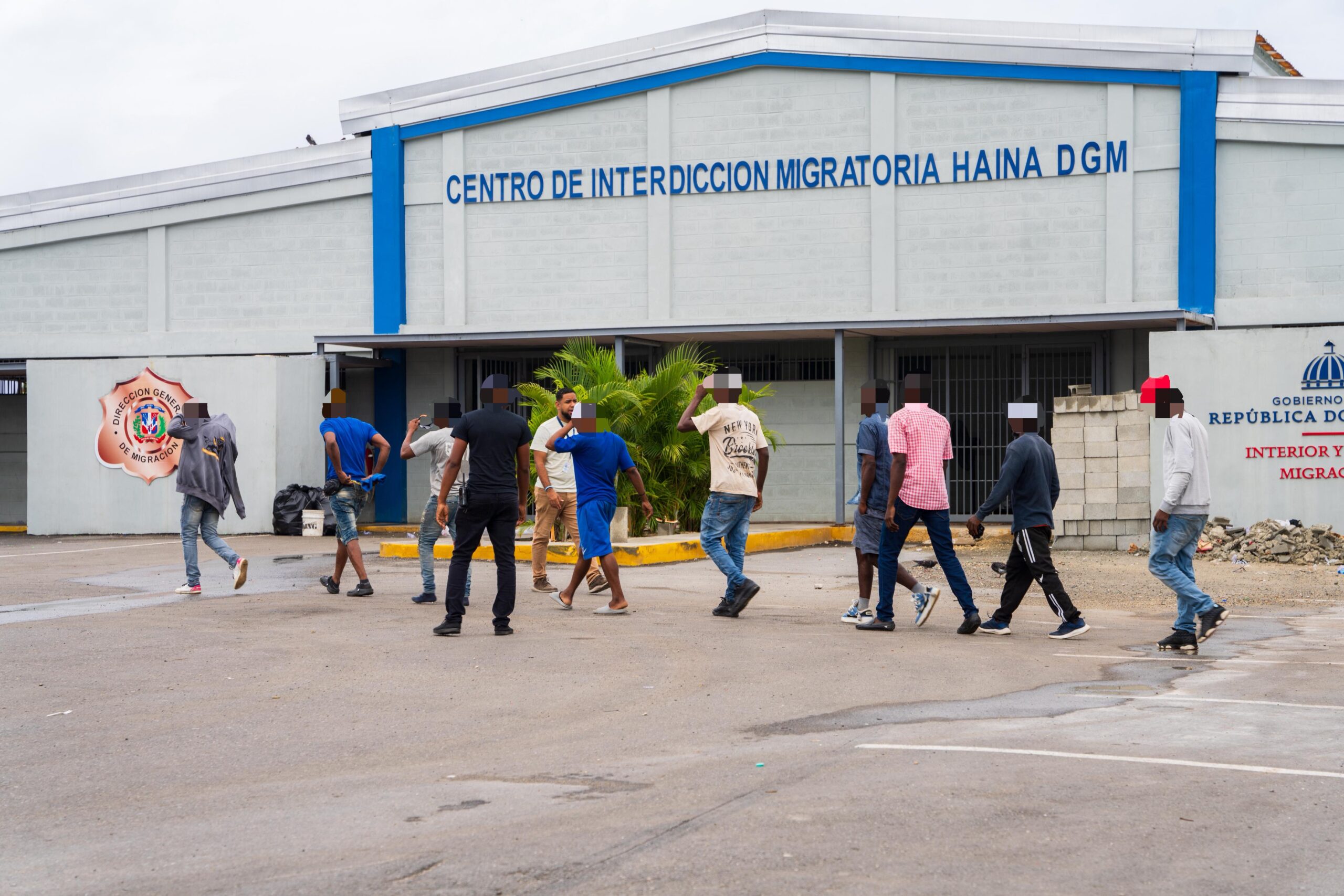 DGM detiene 1,133 inmigrantes irregulares y deporta otros 1,077 tras jornadas interdicción