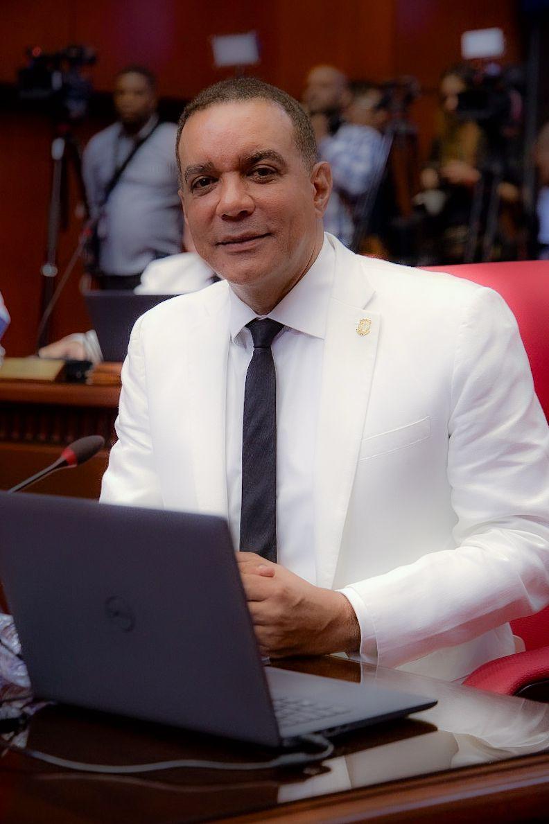 Carlos Gómez resalta impacto de obras en Espaillat gestionadas desde el Senado de la República