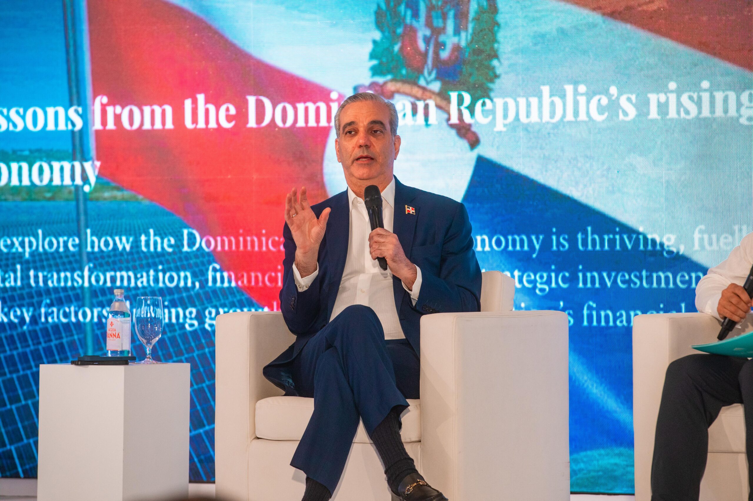Abinader destaca RD se consolida como puente confiable entre América Latina, el Caribe y el Medio Oriente