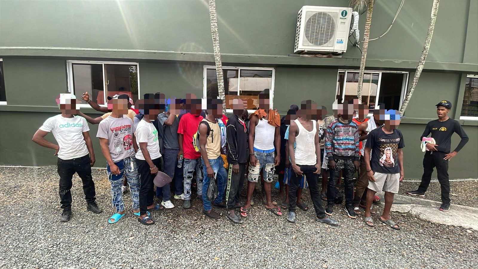 DGM detiene 135 inmigrantes irregularesDurante operativos de interdicción en El Seibo