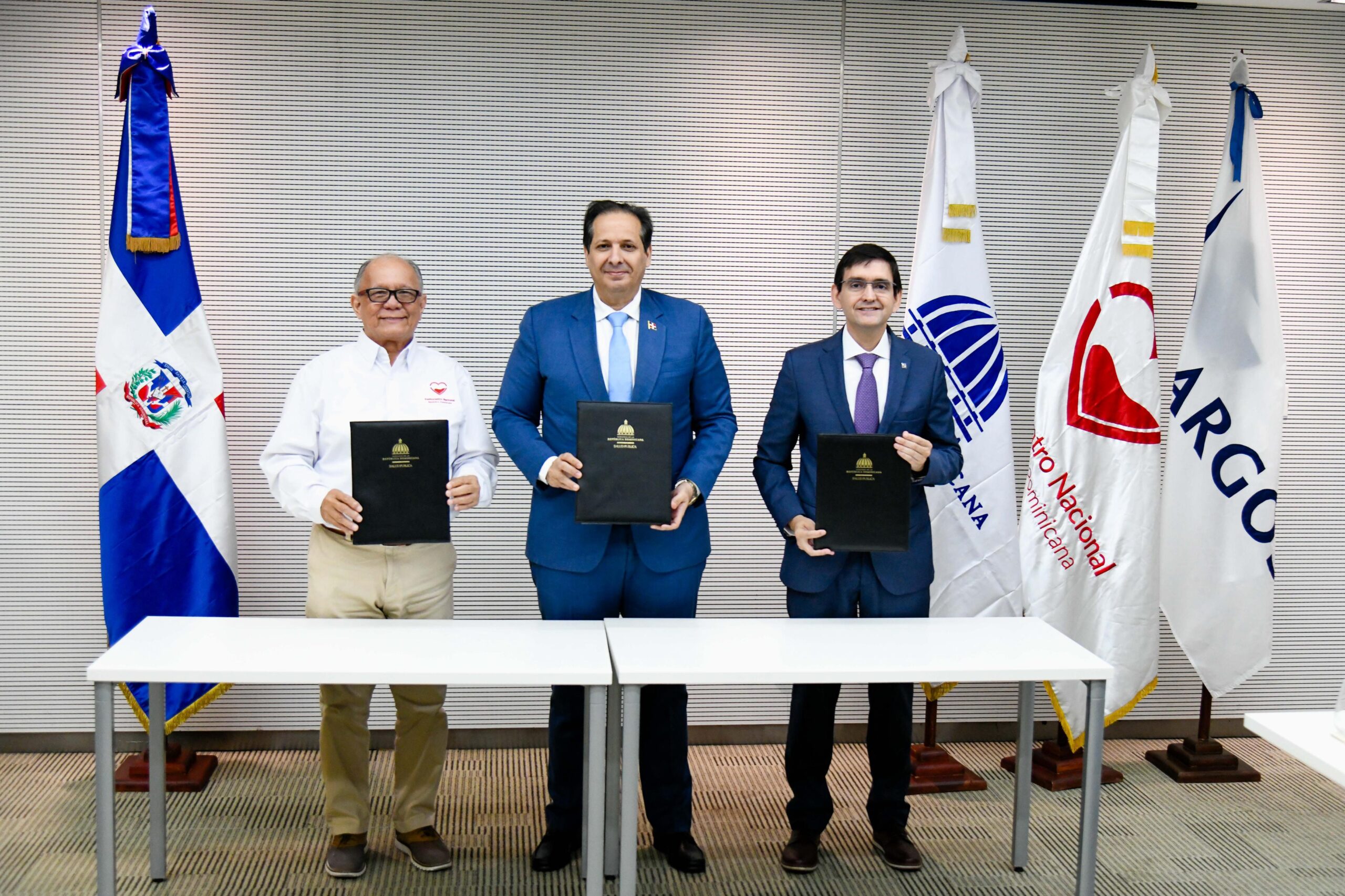 Ministerio de Salud y Cementos Argos firman acuerdo para promover la donación de sangre