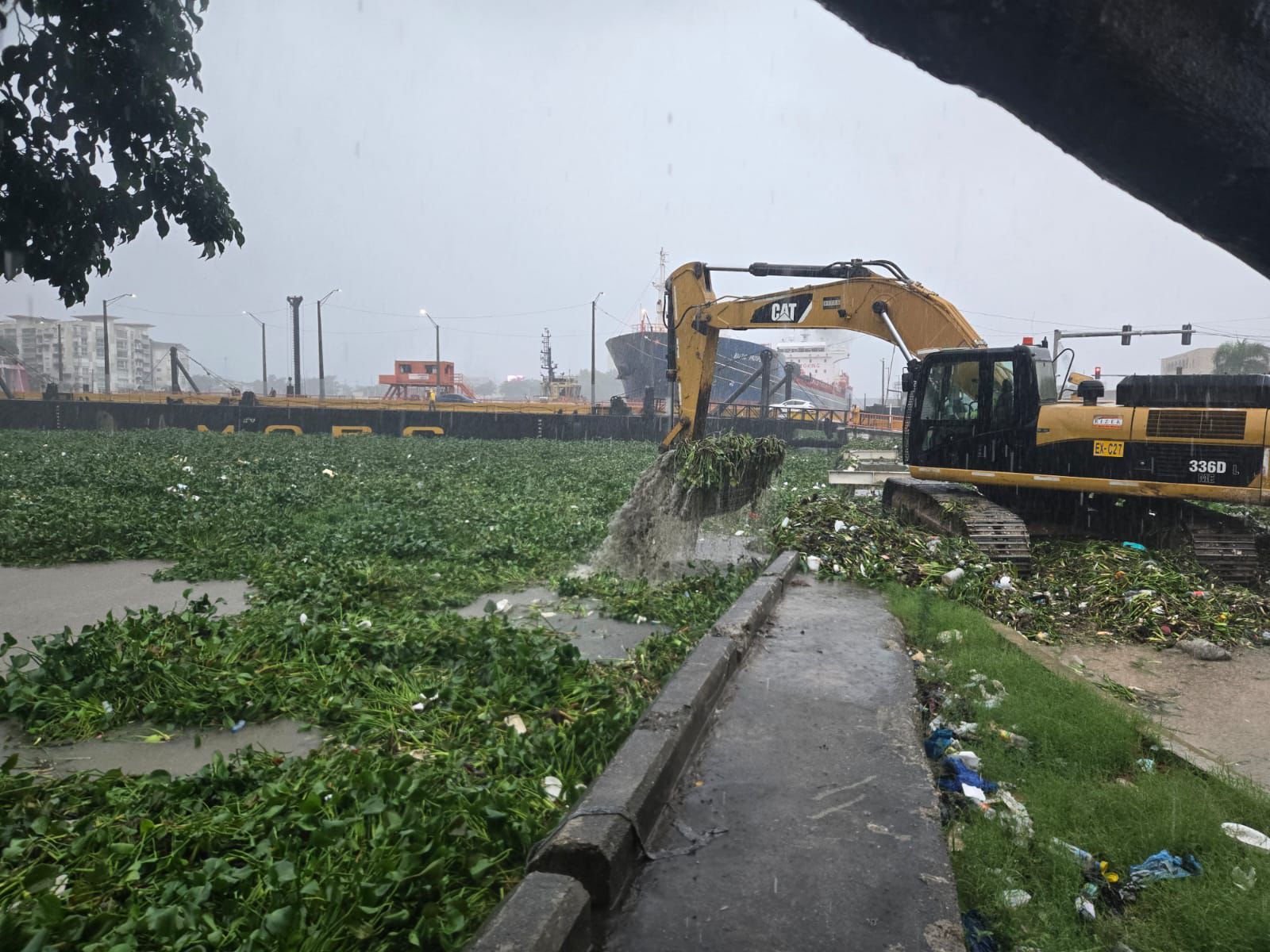 Obras Públicas informa cierre provisional del Puente Flotante