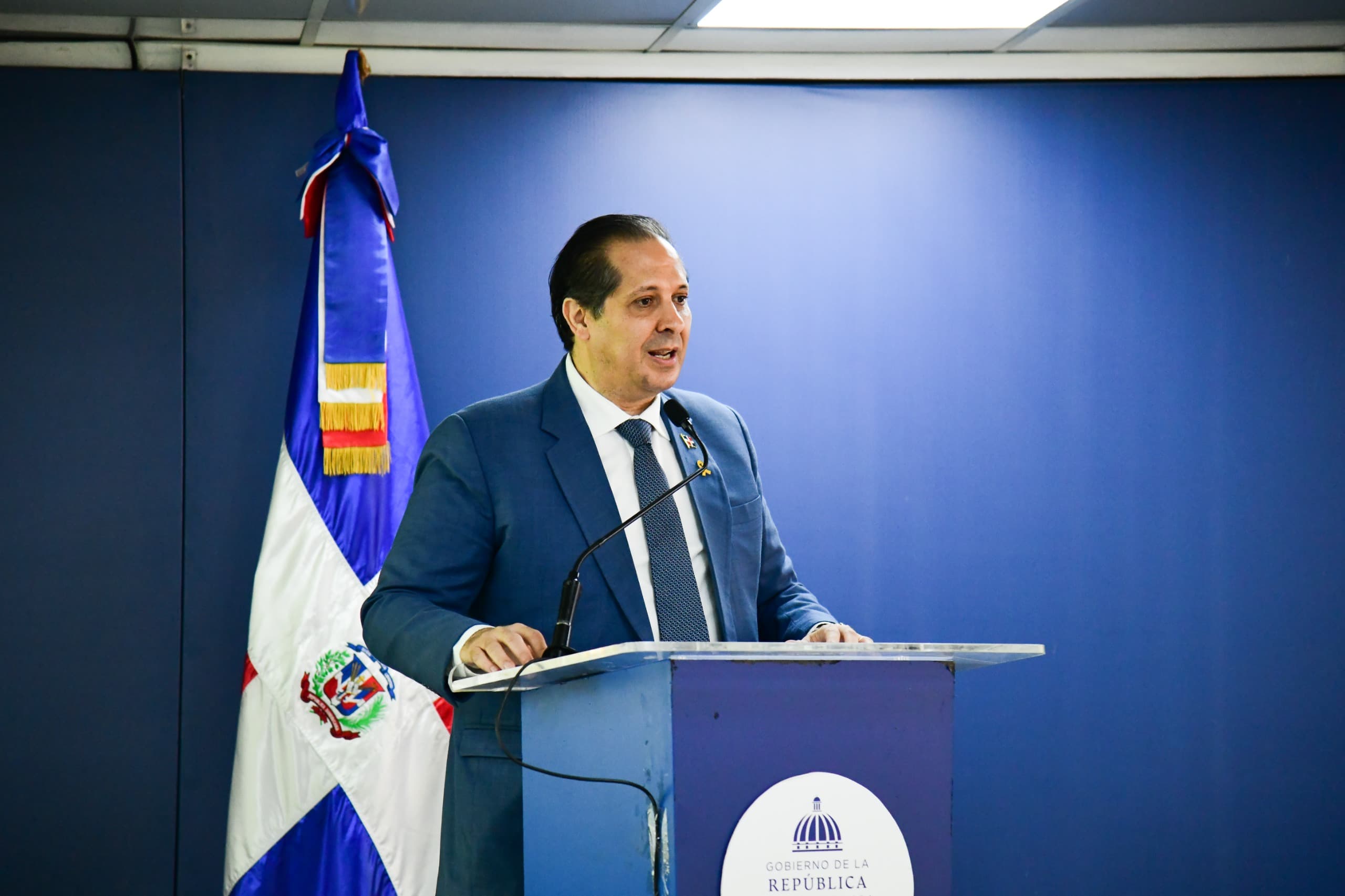Ministro de Salud asegura que no hay casos de cólera en RD; se refuerzan medidas preventivas