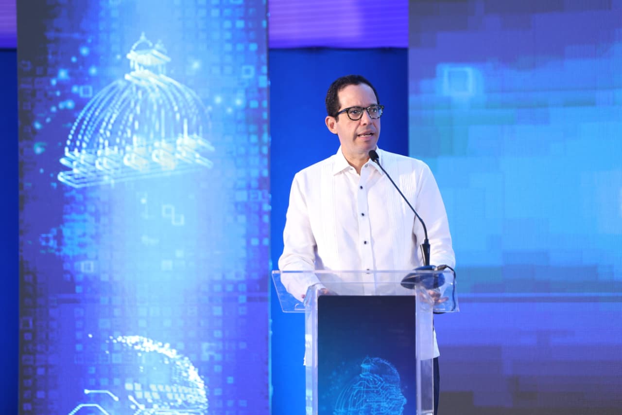 Ministro Freund afirma modernización del Estado implica cambio en la cultura institucional Ministro Freund afirma modernización del Estado implica cambio en la cultura institucional