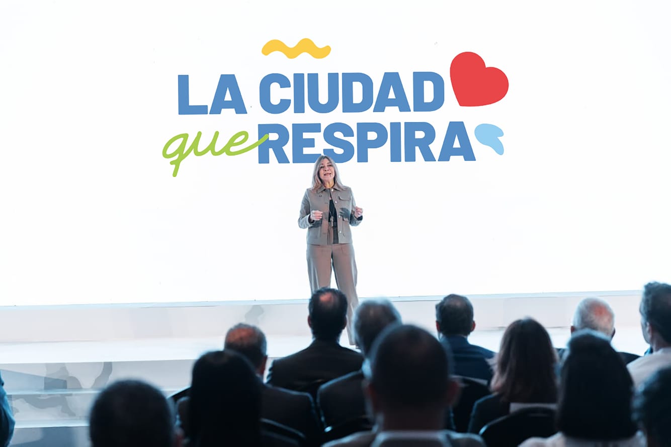 Carolina Mejía presenta una transformación social: «La Ciudad que Respira»