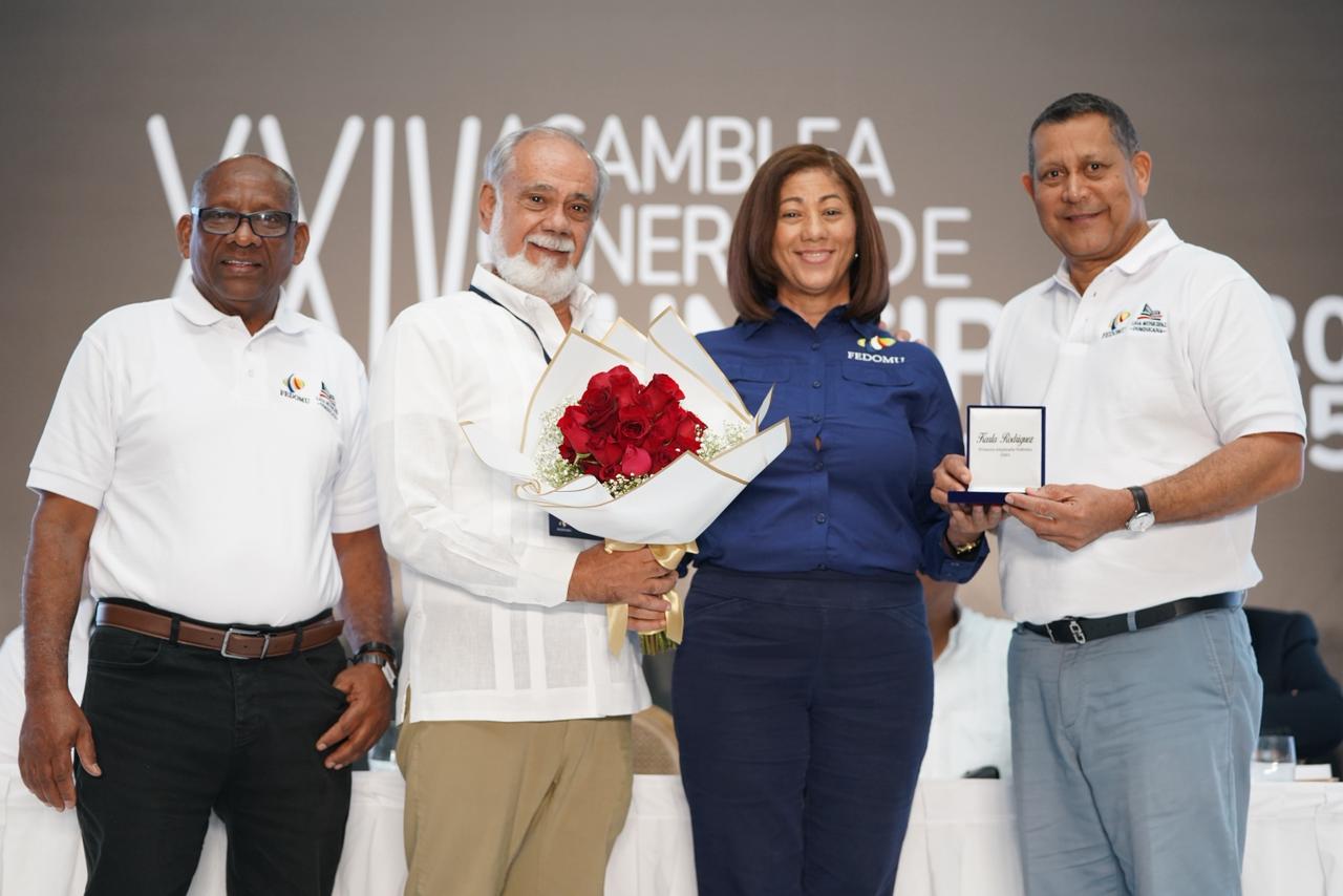 Concluye con éxito Asamblea de Fedomu y LMD; Nelson Núñez motiva alcaldes a fortalecer sus ejecutorias