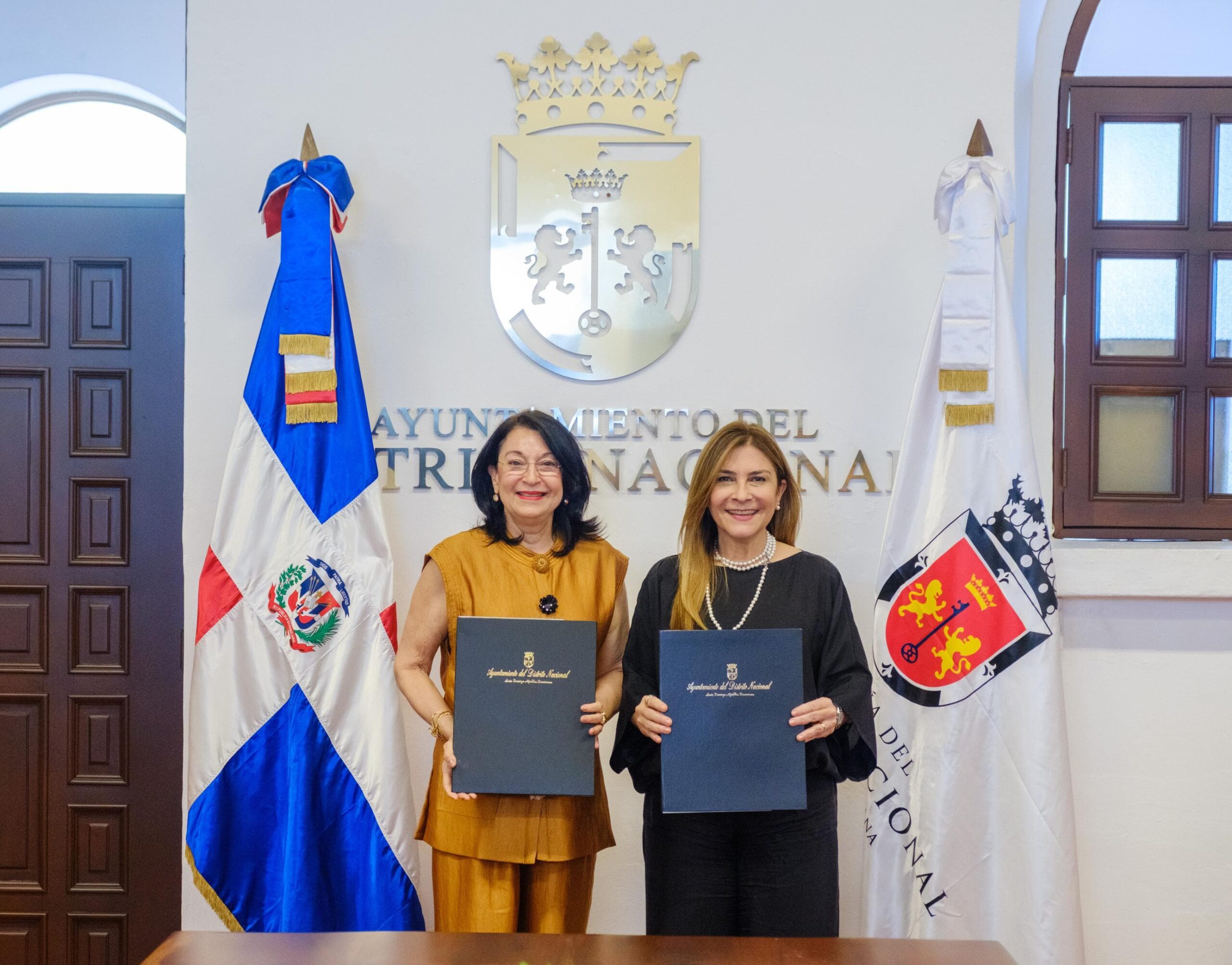 ADN y MUDE firman acuerdo para prevenir violencia de género y promover manejo de residuos