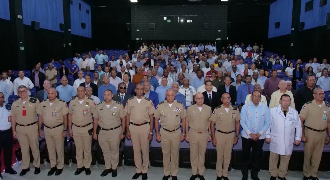 Otros 300 militares en retiro recibirán RD$240.8 millones en sueldo por Año; MIDE culminará pagos este 23 de diciembre Otros 300 militares en retiro recibirán RD$240.8 millones en sueldo por Año; MIDE culminará pagos este 23 de diciembre