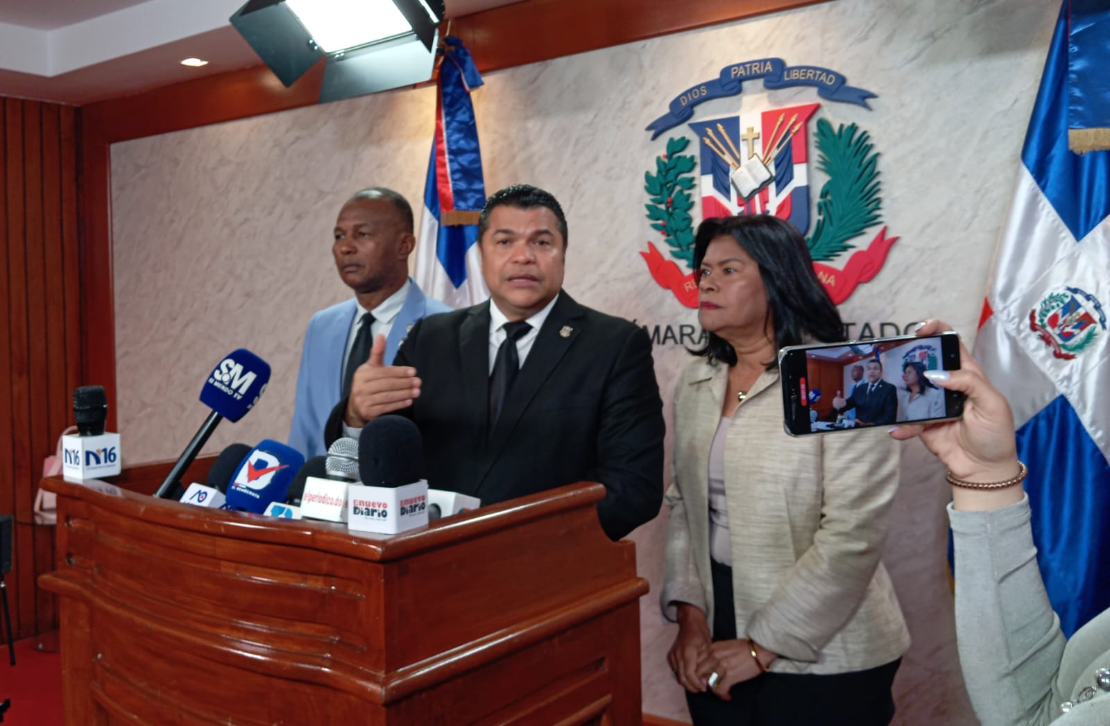 Tobías Crespo somete proyecto de ley para unificar a DIGESETT otras entidades que regulan tránsito vehicular