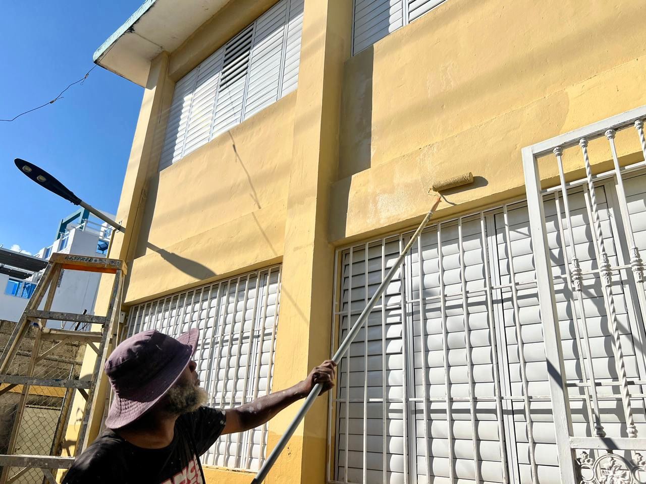 Infraestructura Escolar avanza terminación de nuevas obras y continúa trabajos de mantenimientos correctivos en 33 escuelas de Boca Chica