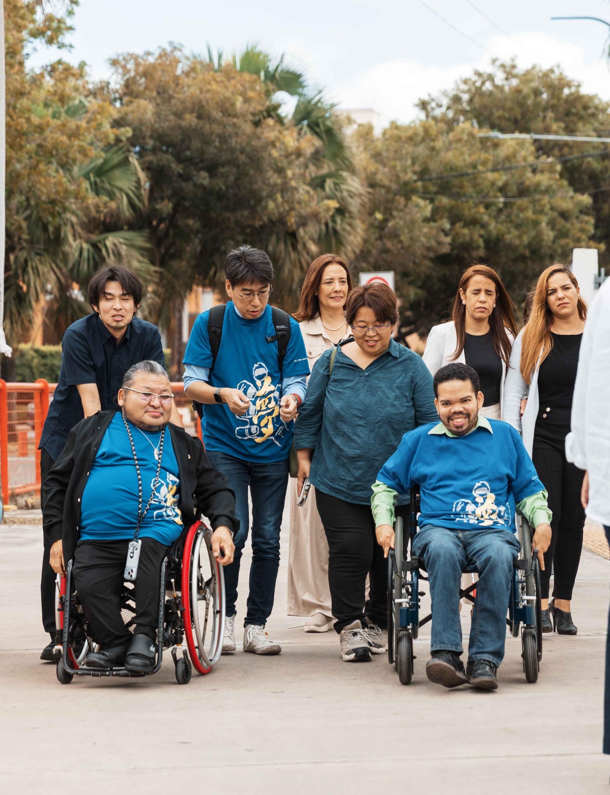 ADN y APAP muestran funcionamiento de intersecciones accesibles a la Agencia Japonesa de Cooperación