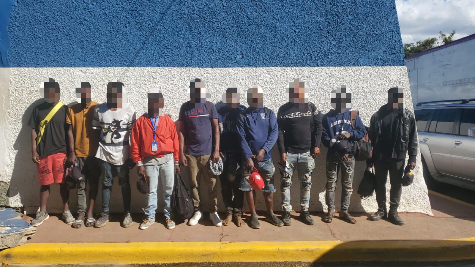 Este miércoles detienen 1,142 extranjeros en condición irregular; DGM deporta 1,072 por los pasos de la frontera
