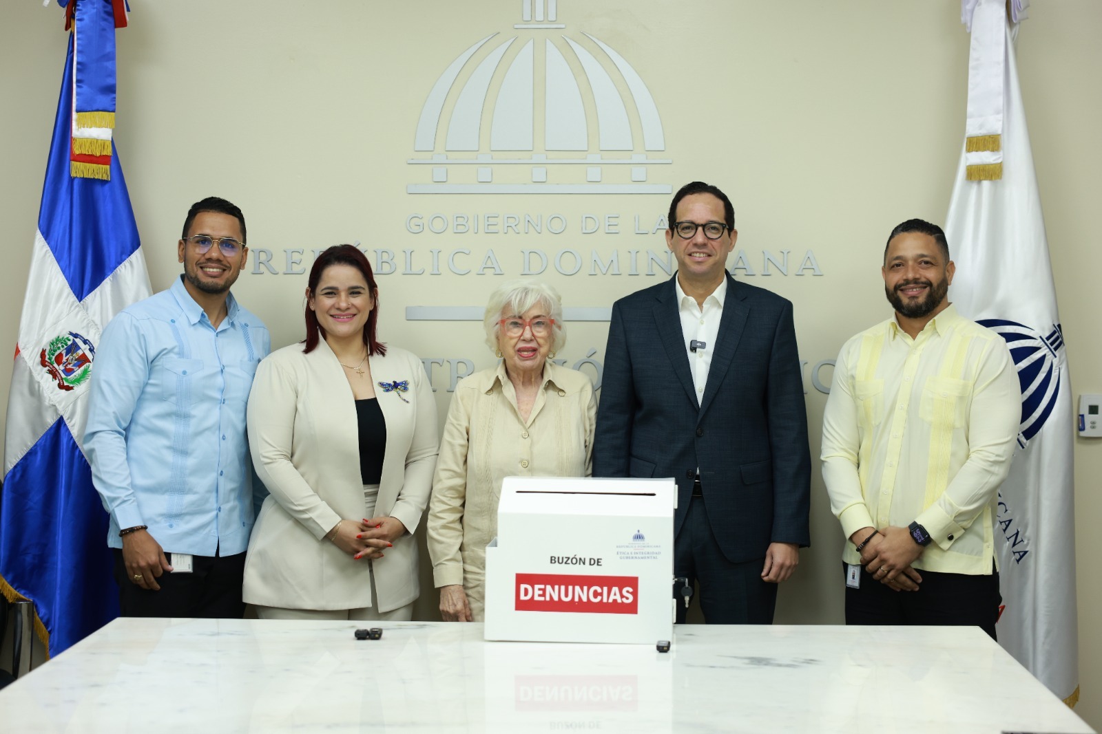 MAP recibe buzón de denuncia ciudadana impulsado por la DIGEIG