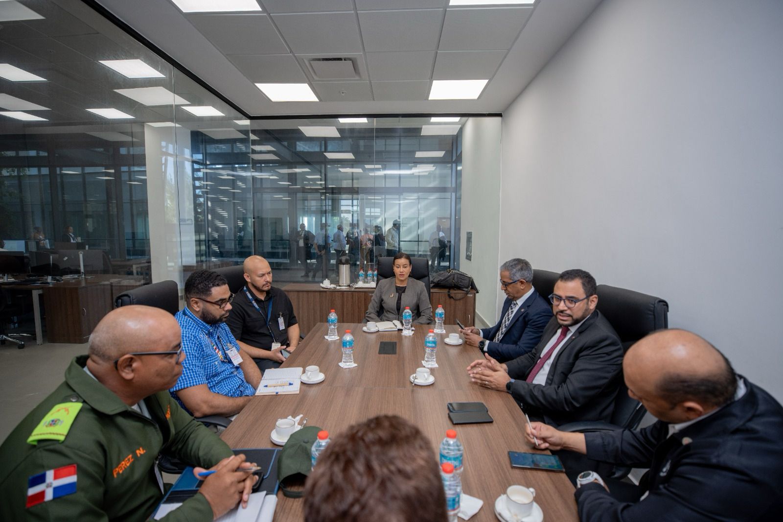 Poder Judicial y entidades del transporte buscan agilizar el tránsito en las inmediaciones de la Ciudad Judicial de Santo Domingo Este Poder Judicial y entidades del transporte buscan agilizar el tránsito en las inmediaciones de la Ciudad Judicial de Santo Domingo Este