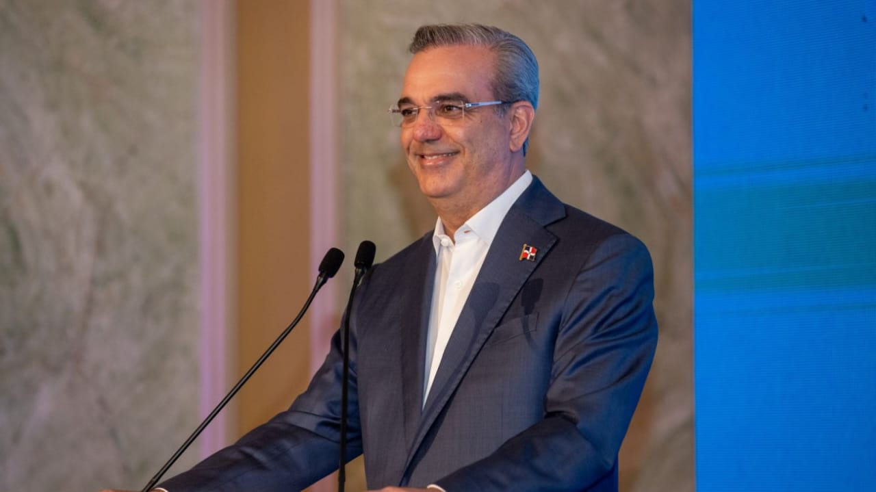 Abinader afirma informe SIP que coloca a RD en primer lugar en Libertad de Expresión y Prensa lo compromete aún más a ampliar libertades públicas en el país