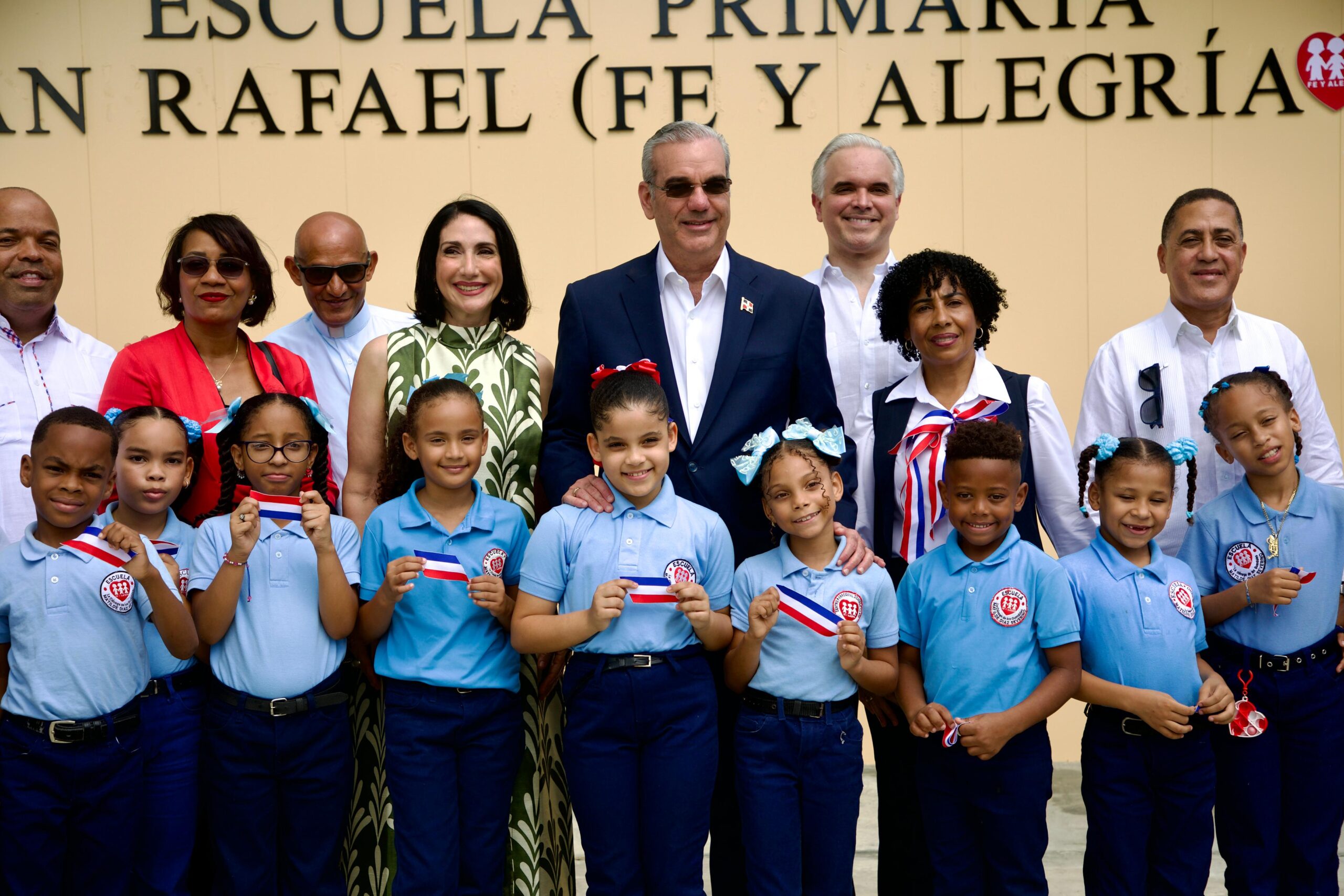 Presidente Abinader inaugura escuela primaria que impactará más de 800 estudiantes en Los Guandules