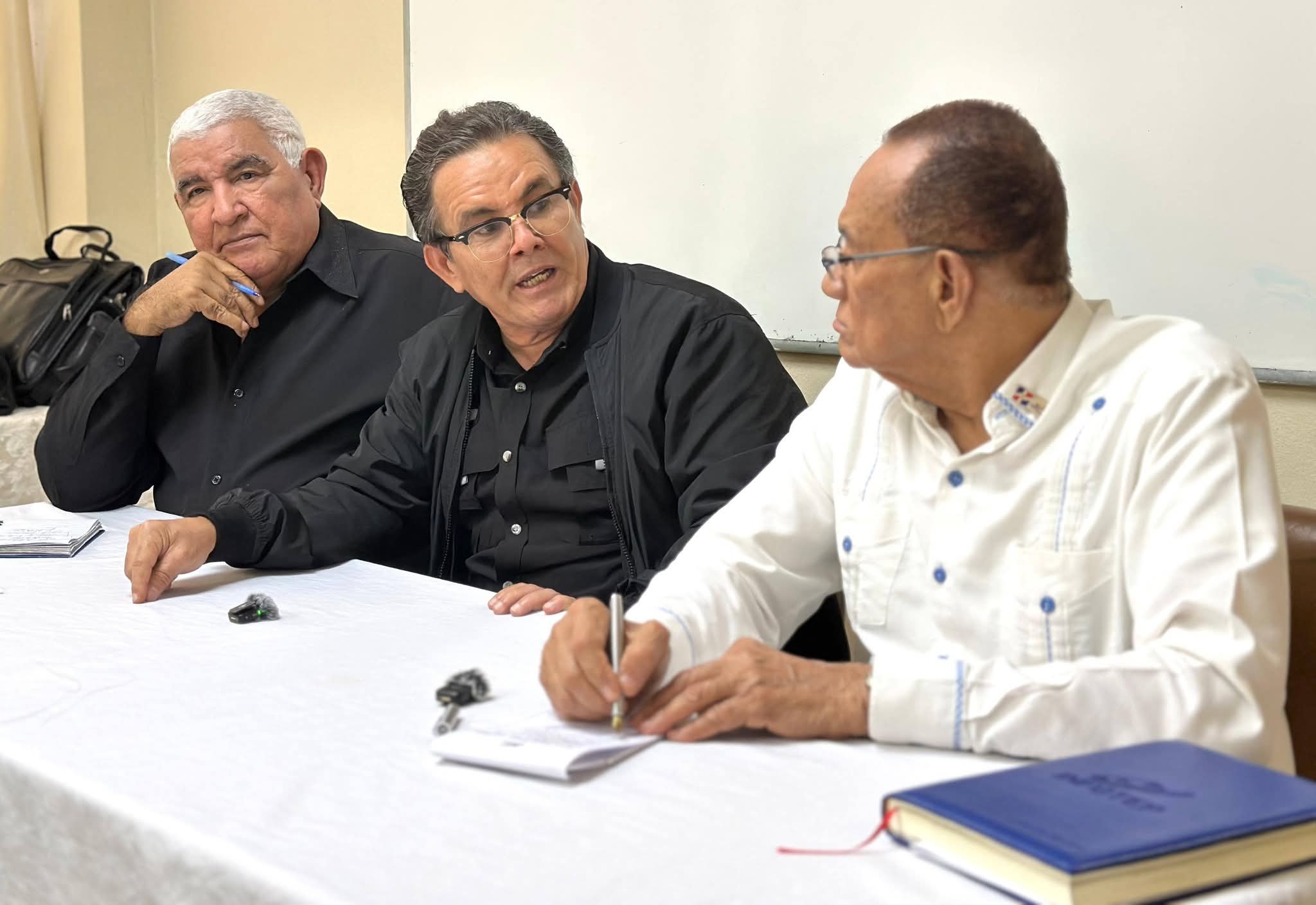 Crece el apoyo a los agrónomos; se suman las centrales obreras y campesinas
