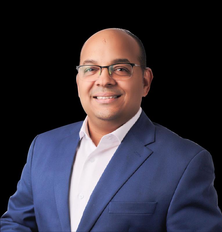 Ludwig Álvarez inscribe candidatura a la vicepresidencia del PRM en Santo Domingo Este