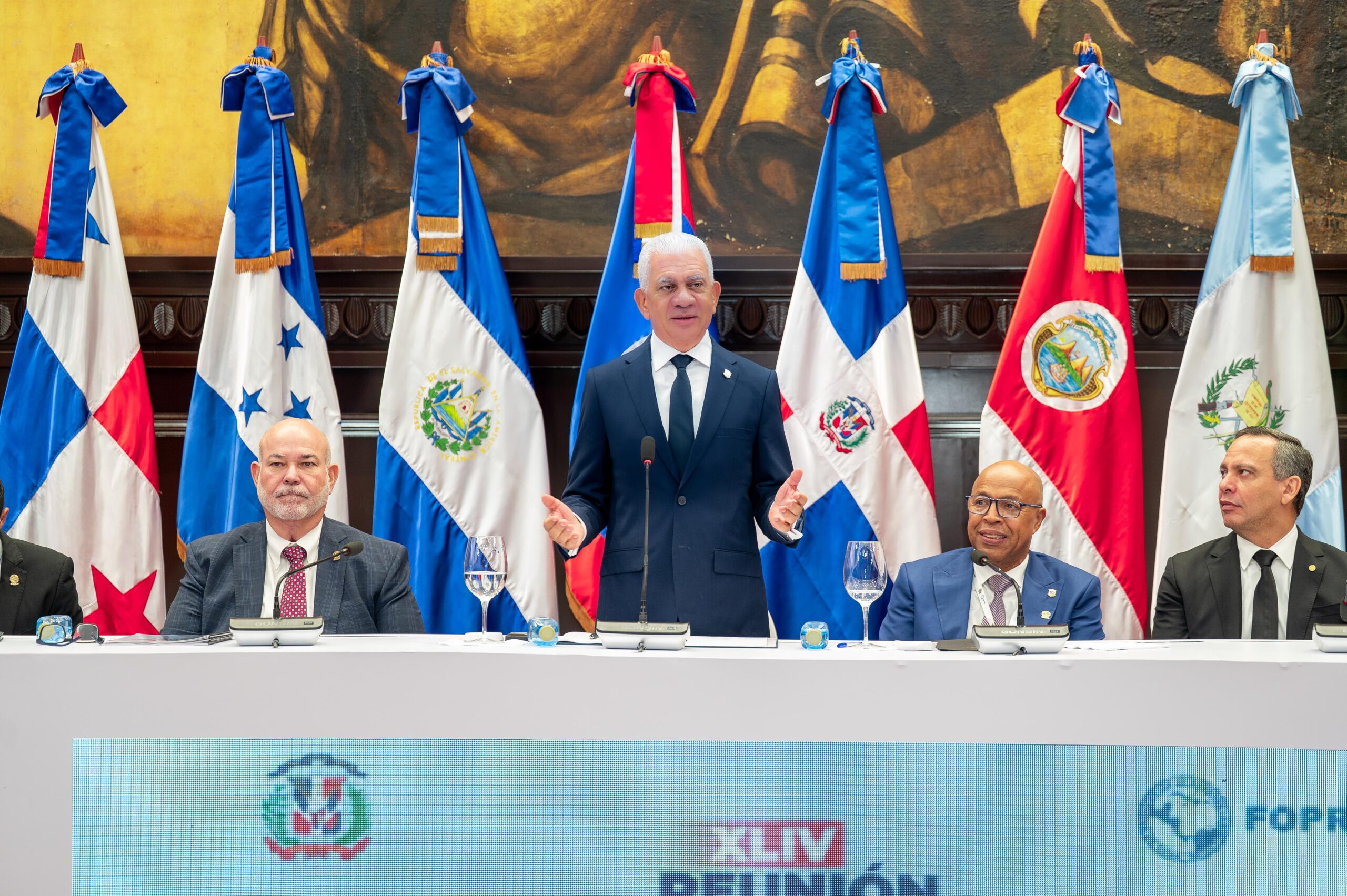 Presidente del Senado aboga unidad de parlamentos ante desafíos globales que afectan naciones