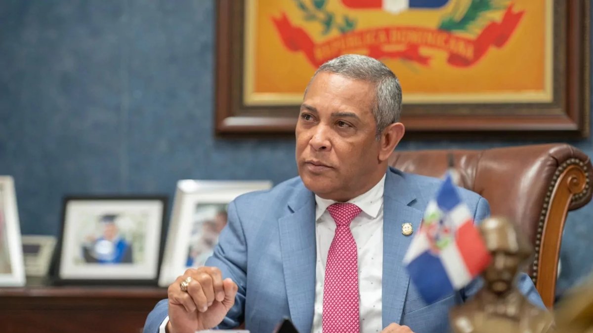 Senador Franklin Romero lamenta fallecimiento del empresario Héctor Rizek Llabaly