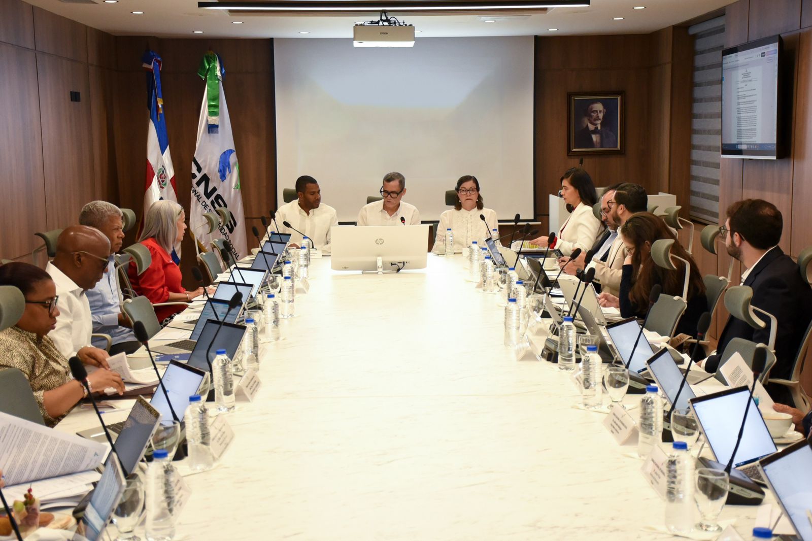 CNSS solicita a la SISALRIL revisión integral del Catálogo de Prestaciones de Servicios de Salud CNSS solicita a la SISALRIL revisión integral del Catálogo de Prestaciones de Servicios de Salud