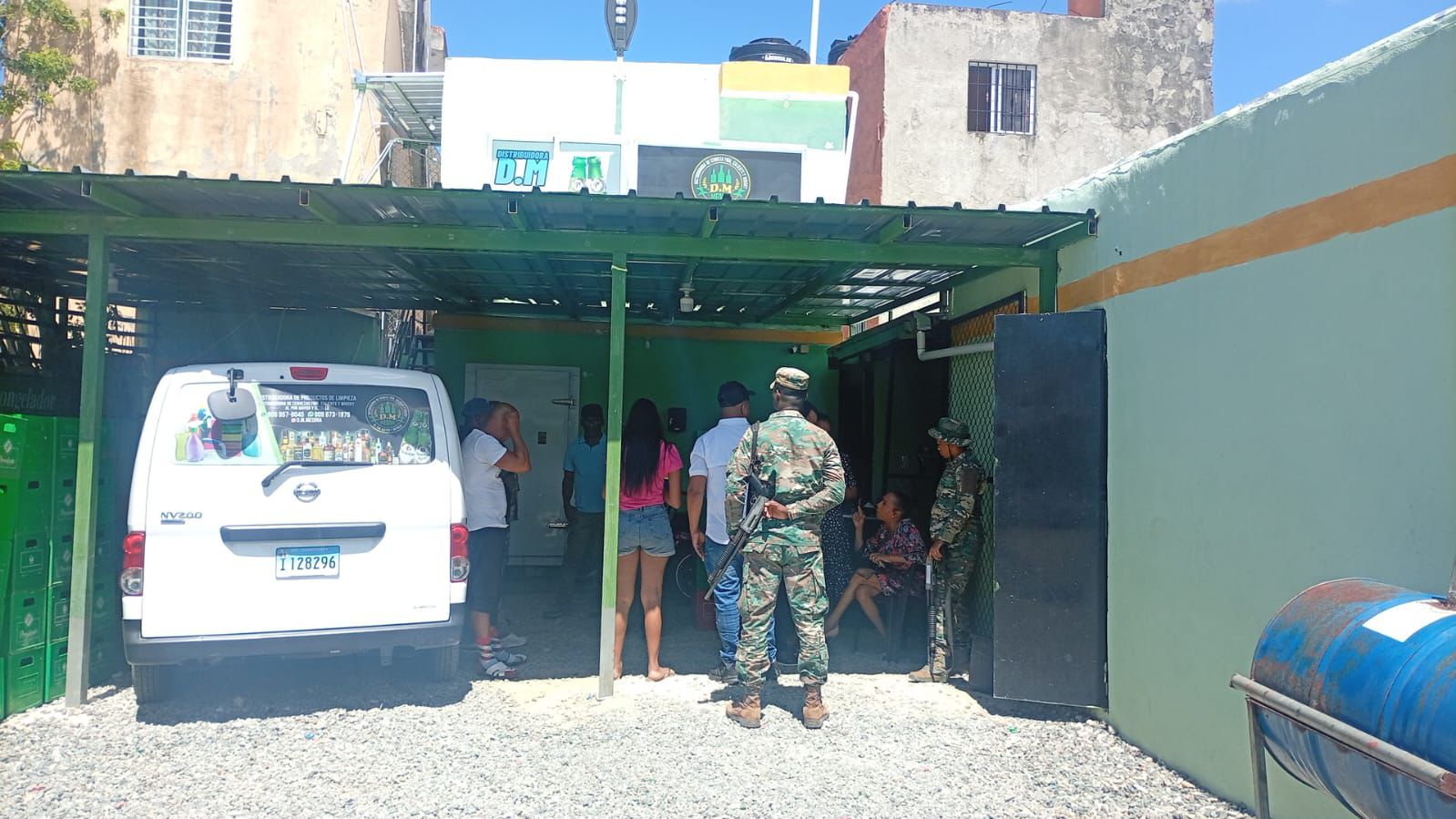 PGASE y EDEESTE intensifican operativos contra el fraude eléctrico y detectan conexión ilegal en comercio de Santo Domingo Este PGASE y EDEESTE intensifican operativos contra el fraude eléctrico y detectan conexión ilegal en comercio de Santo Domingo Este