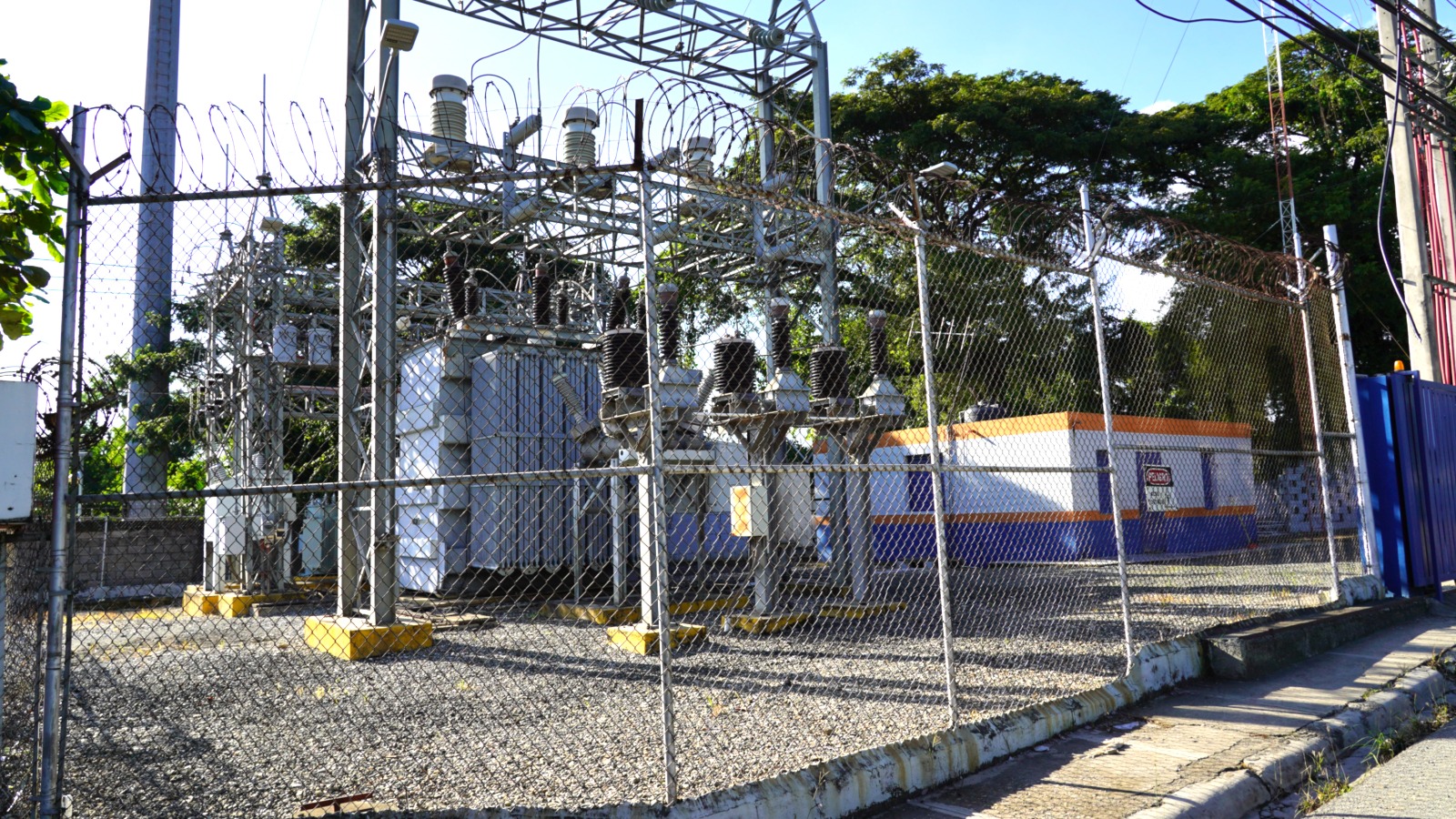 Edesur trabaja este lunes en repotenciación de la subestación eléctrica Ciudad Satélite