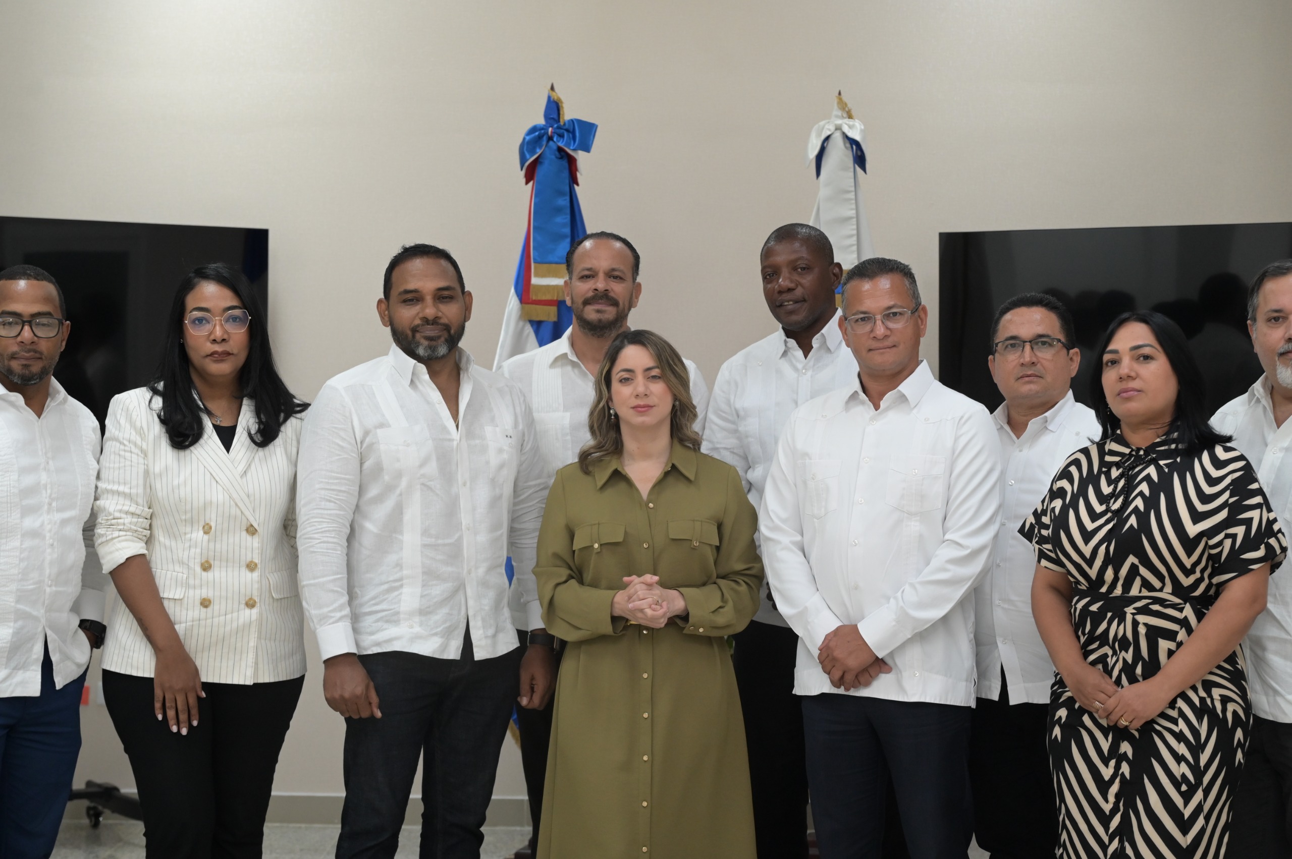 CCESDN realiza alianza con el Ministerio de la Mujer para impulsar campaña contra la violencia hacia mujeres en SDN