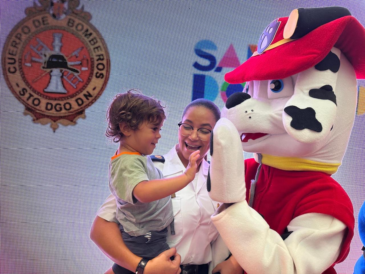 Cuerpo de Bomberos del DN invita a las familias a su gran lanzamiento de verano este sábado 27