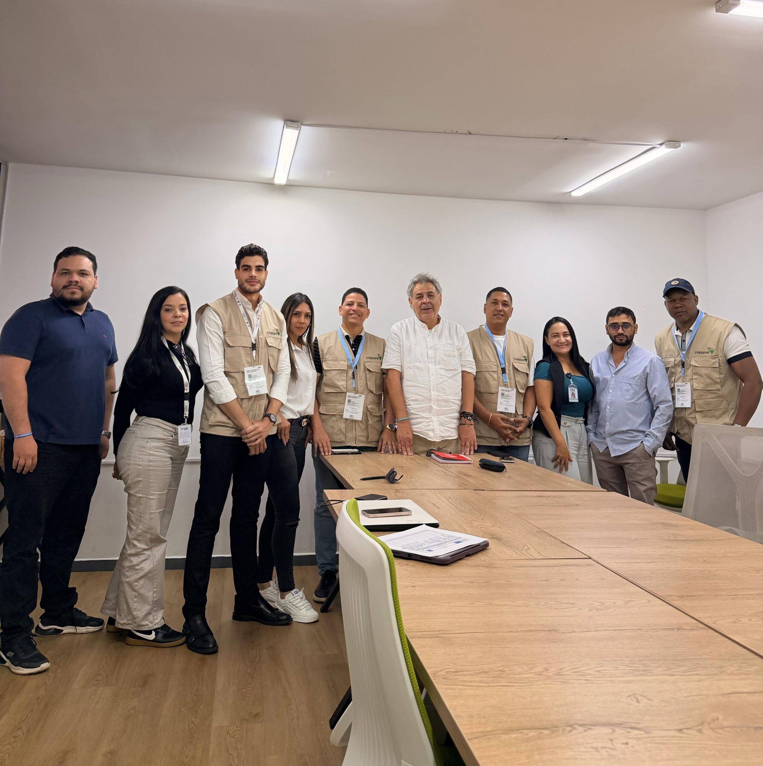 Diputados dominicanos participan como observadores internacionales en las elecciones presidenciales de Colombia
