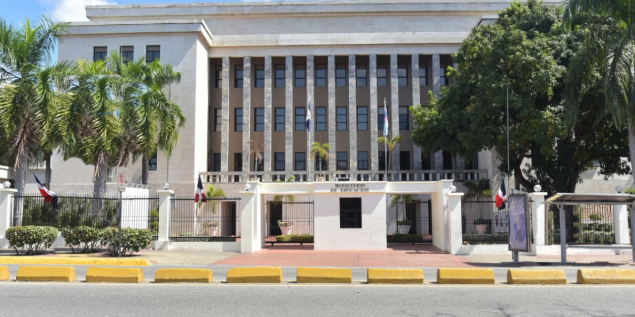 Evaluación de Desempeño Docente concluye exitosamente sexta etapa con 78,462 docentes evaluados