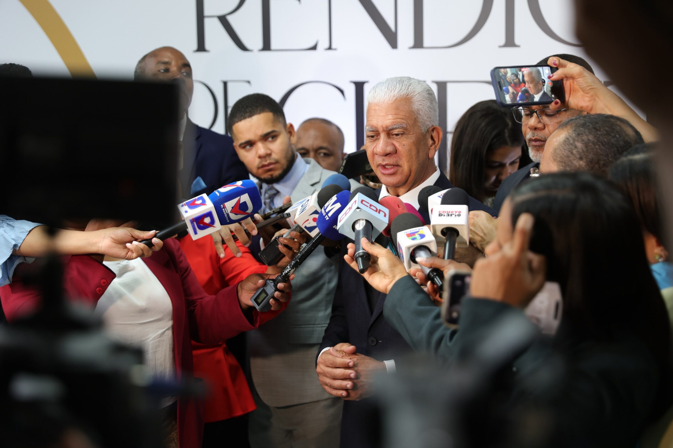 Ricardo de los Santos: El Congreso decidirá lo mejor para el pueblo sobre ley económica anticrisis