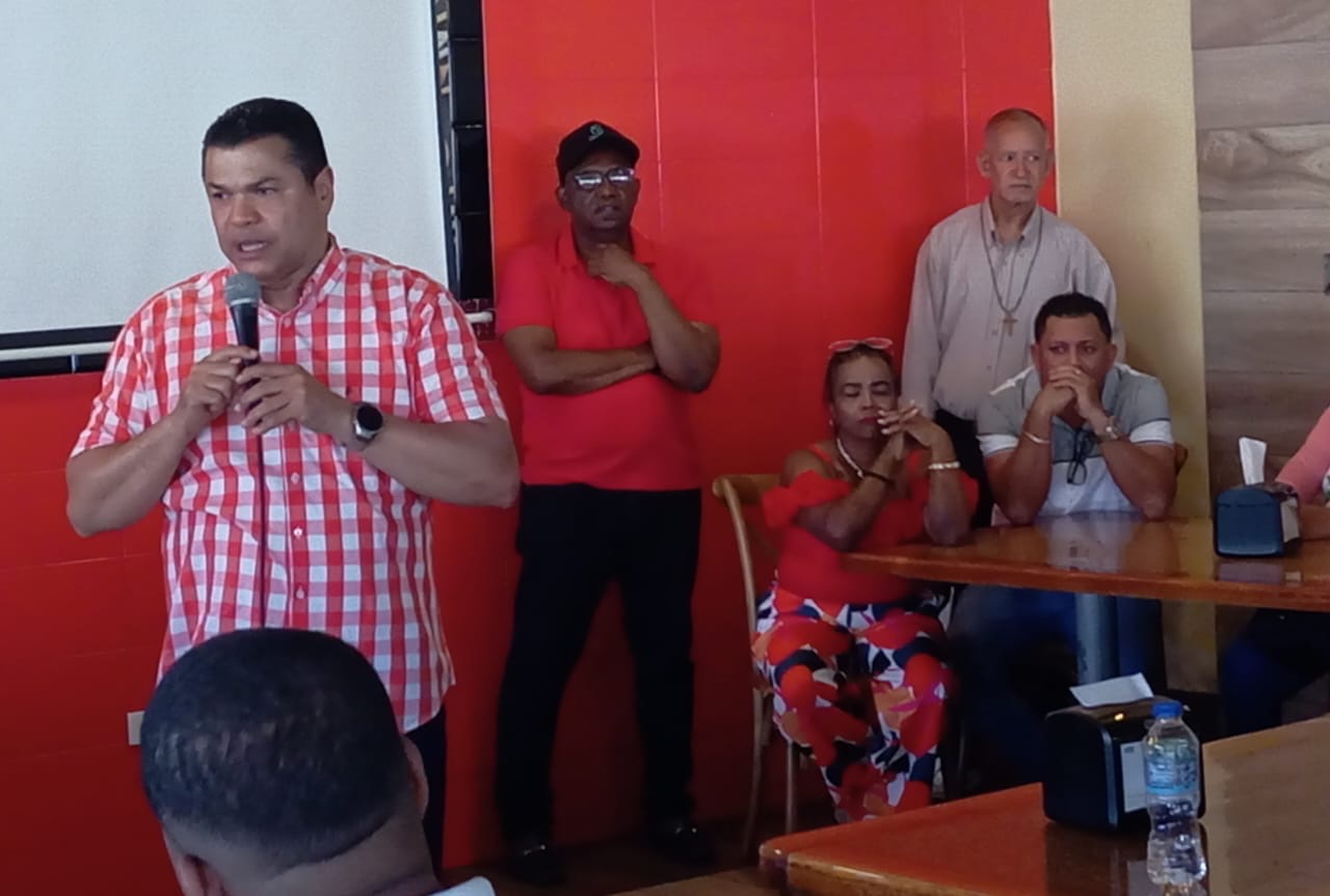 Tobías Crespo comparte sus aspiraciones de la Alcaldía Nacional