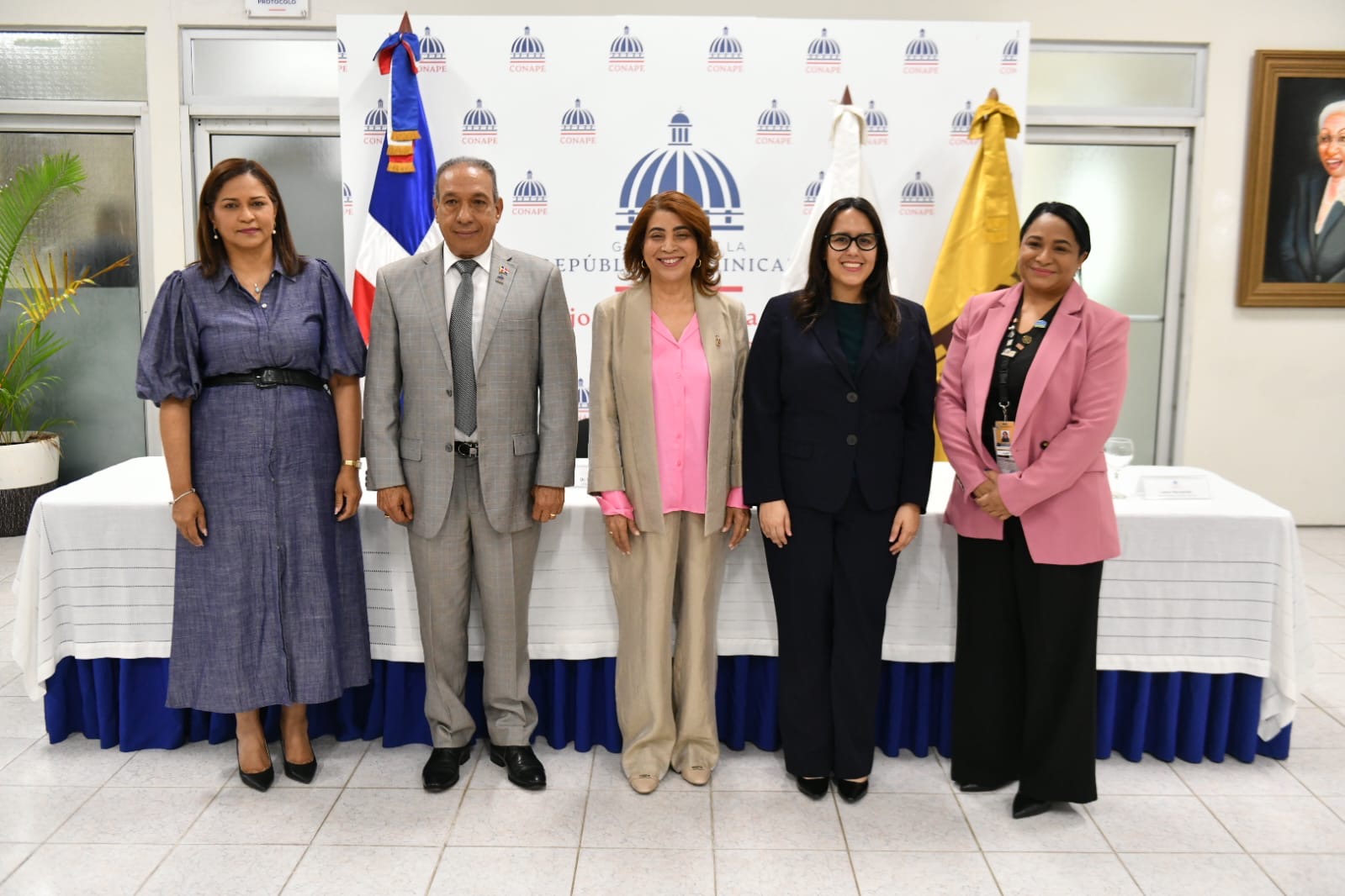 JCE y CONAPE inician jornada nacional de cedulación para personas adultas mayores