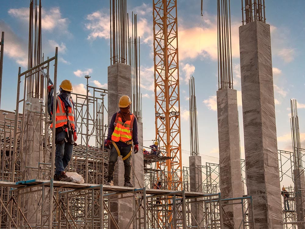Expresidente del CODIA preocupado por reducción de inversión en el sector construcción