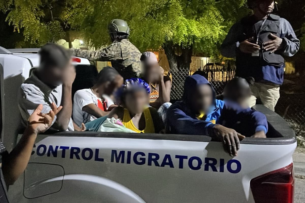 Por Elías Piña salieron 406 de los 763 deportados este martes 7 de julio; DGM detuvo 948 indocumentados
