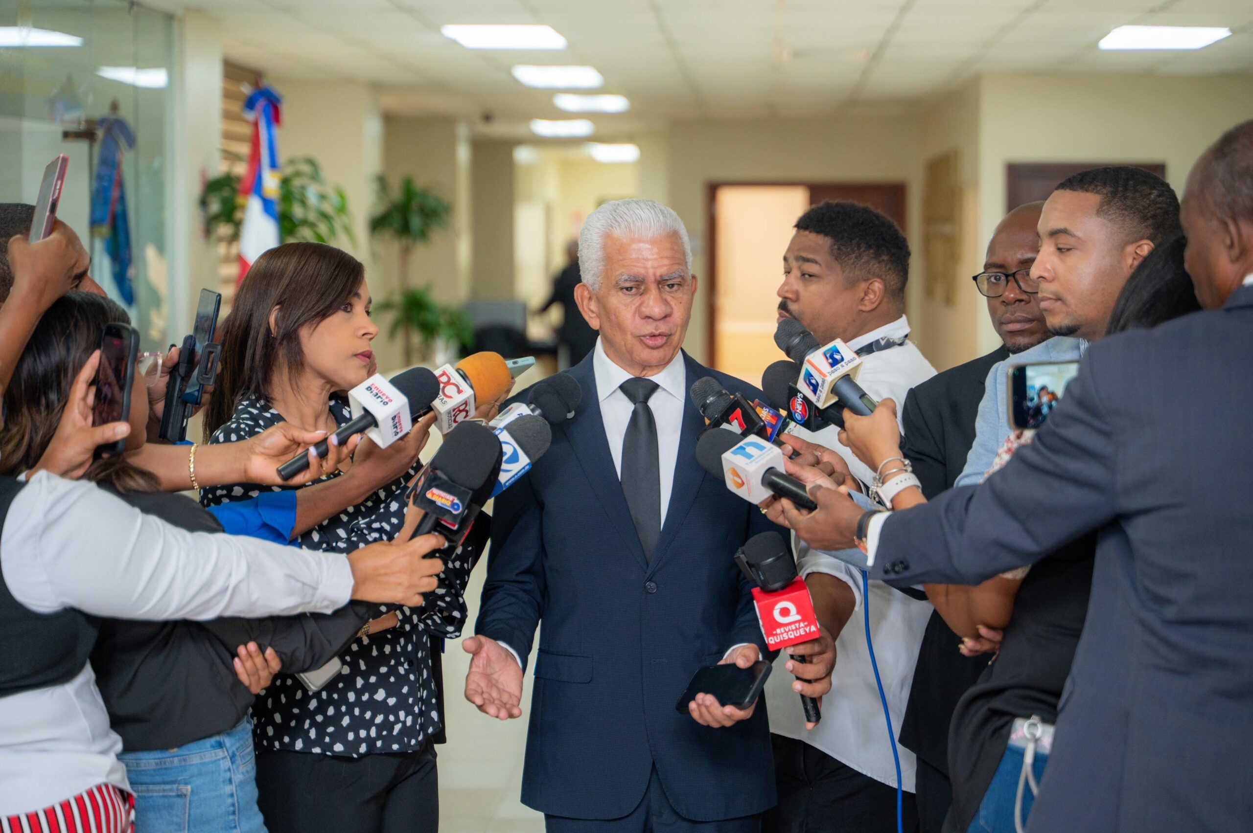 Presidente del Senado defiende procesos legislativos: “proyectos no se aprueban al vapor